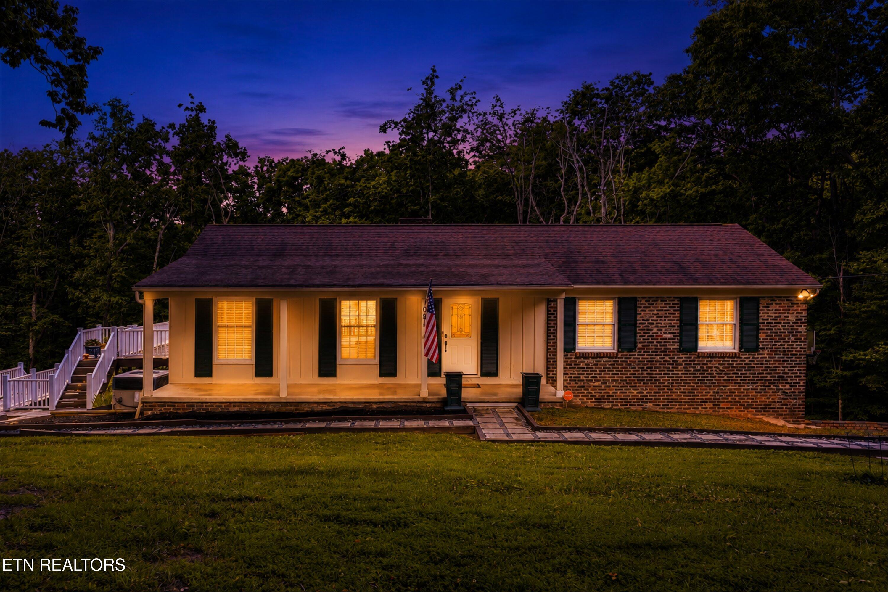 108 Willow Lane Oak Ridge TN 37830