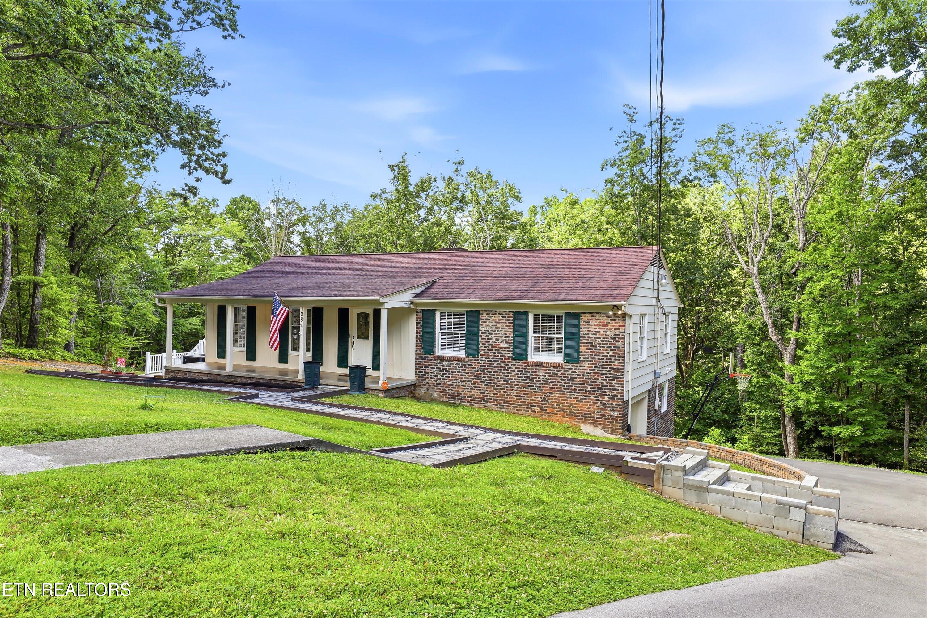 108 Willow Lane Oak Ridge TN 37830
