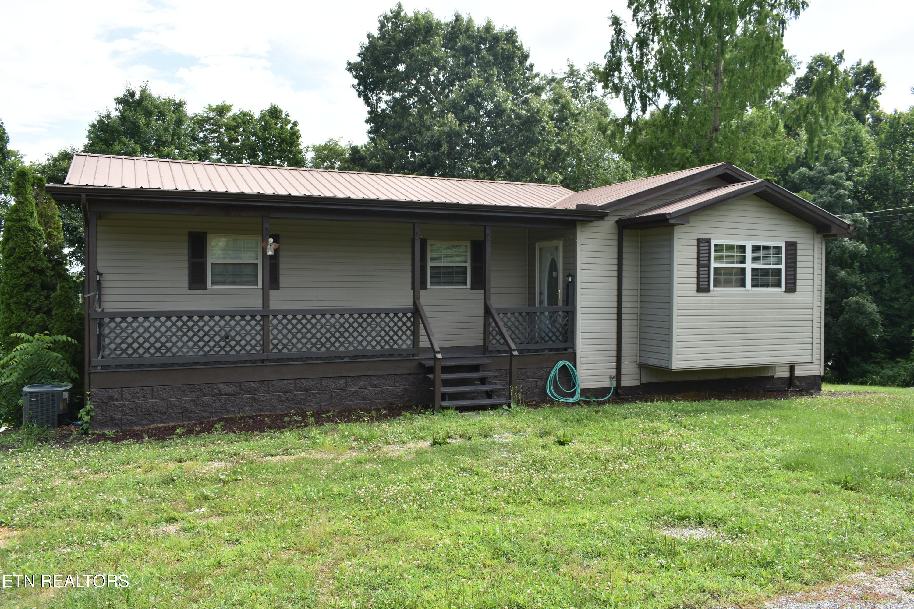 227 Southern Lane Tazewell TN 37879
