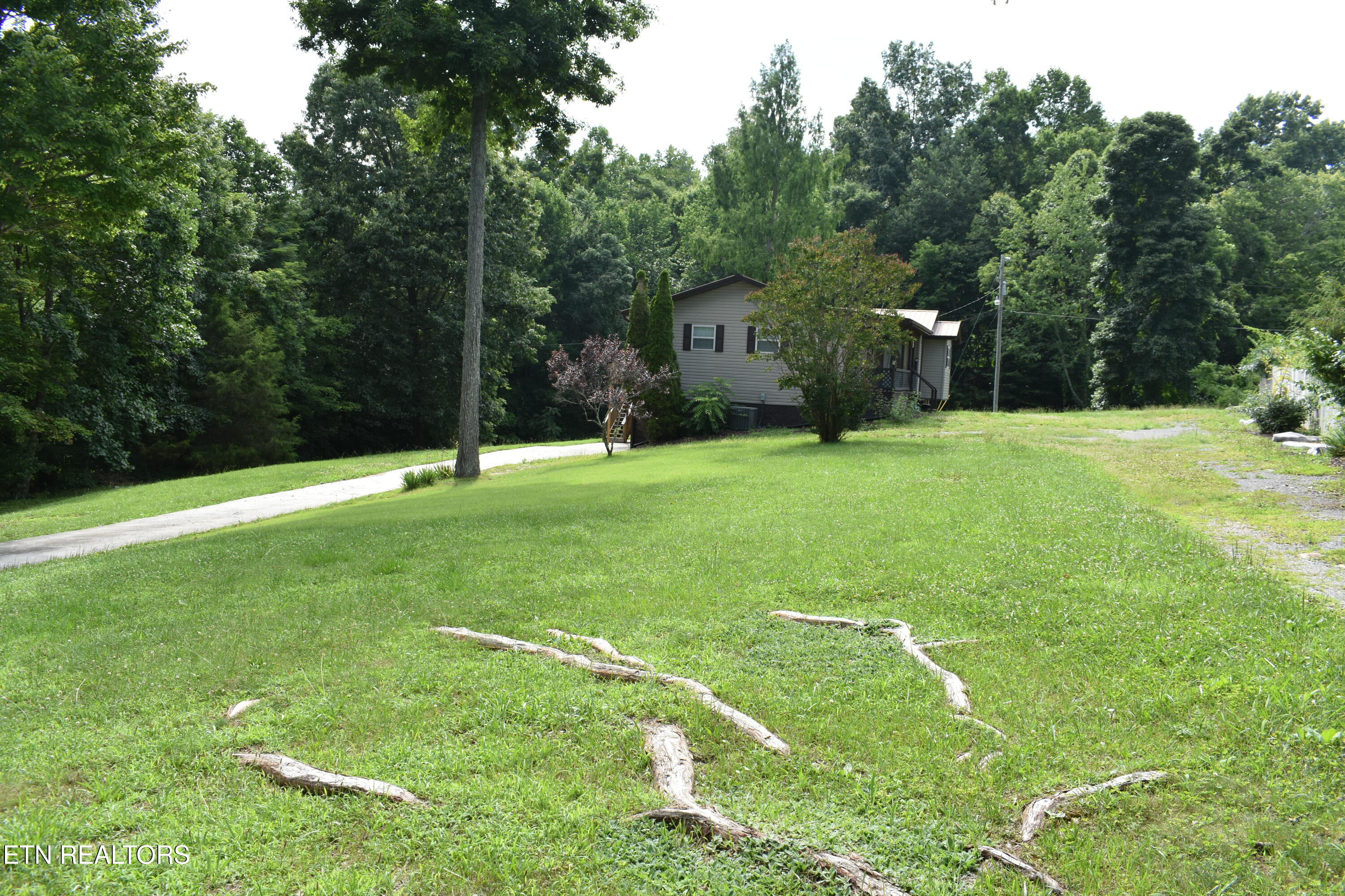 227 Southern Lane Tazewell TN 37879