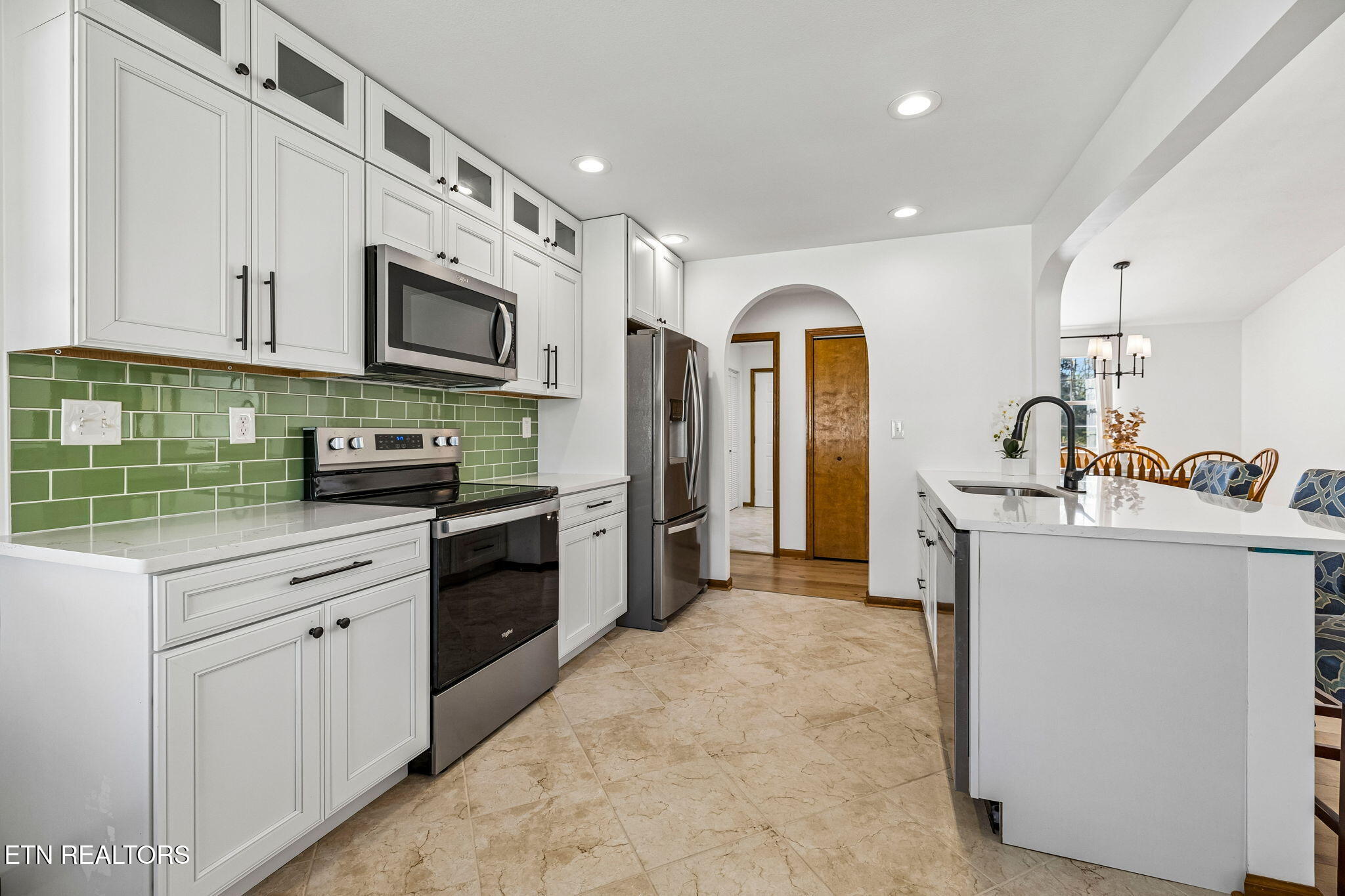 407 Elokwa Place Loudon TN 37774