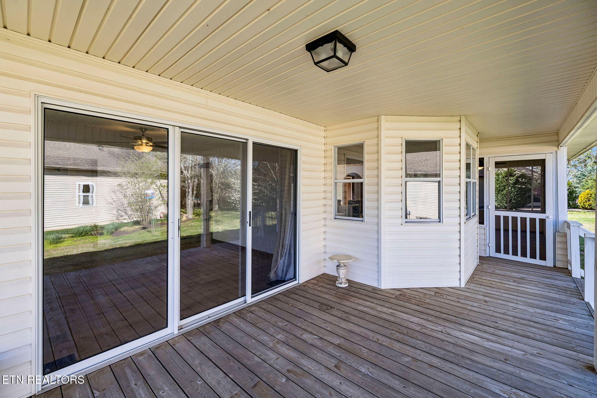 407 Elokwa Place Loudon TN 37774
