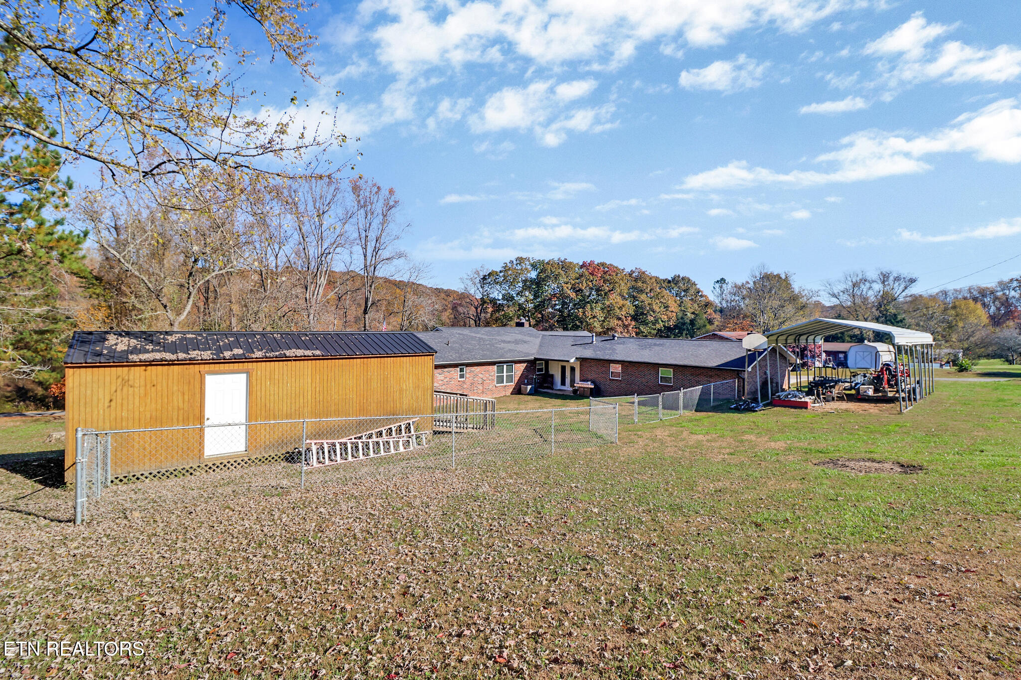 106 Lucky Lane Harriman TN 37748