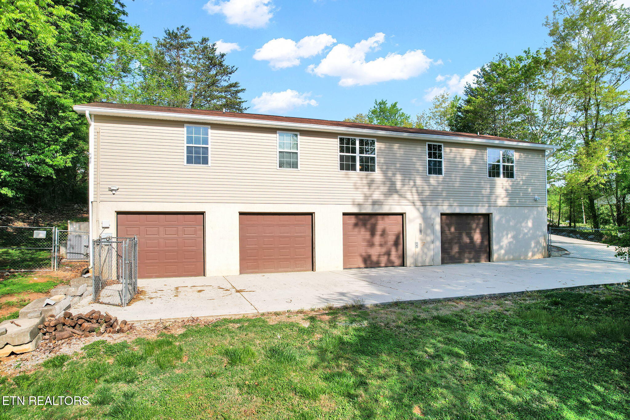 225 Laurel Drive Spring City TN 37381