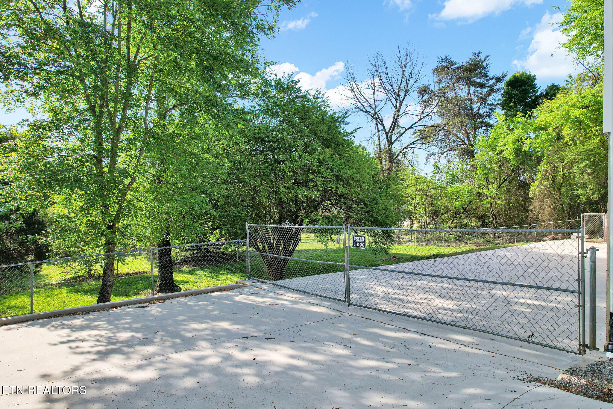 225 Laurel Drive Spring City TN 37381