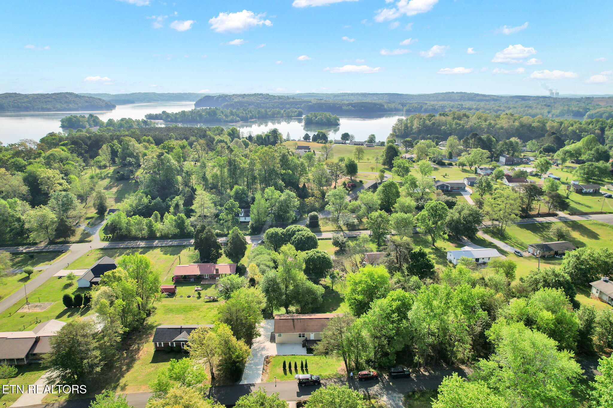 225 Laurel Drive Spring City TN 37381