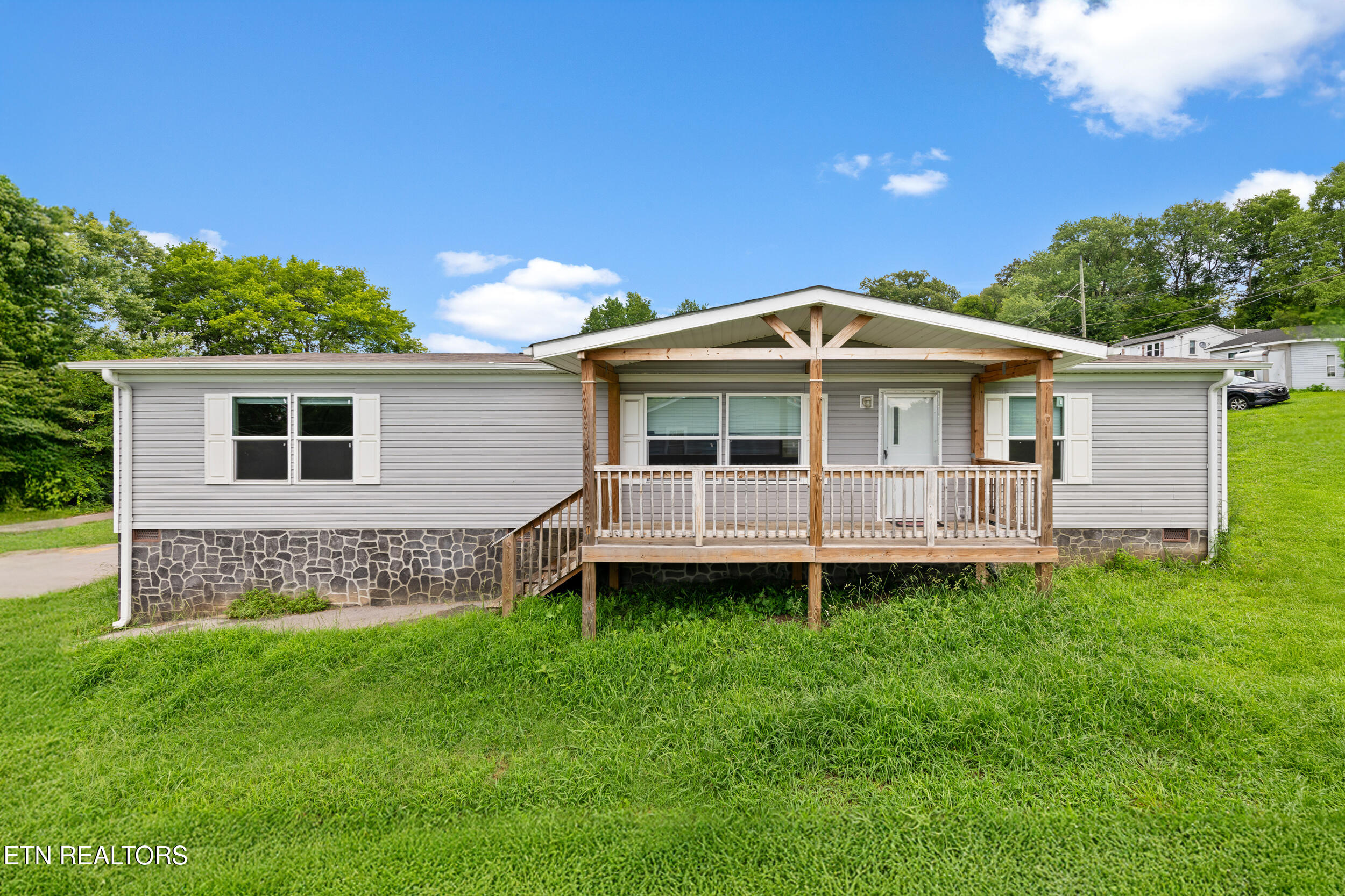 1931 Massachusetts Avenue Knoxville TN 37921