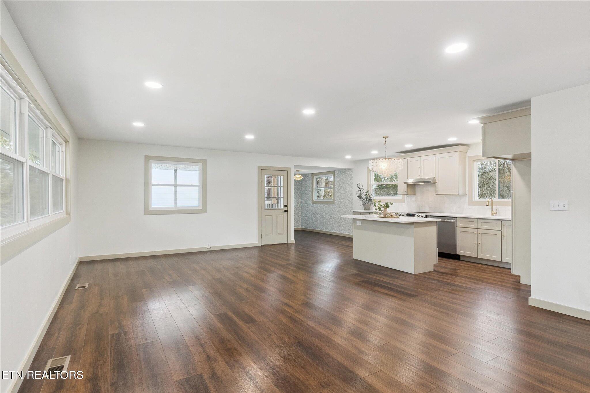 123 W Bryn Mawr Circle Oak Ridge TN 37830