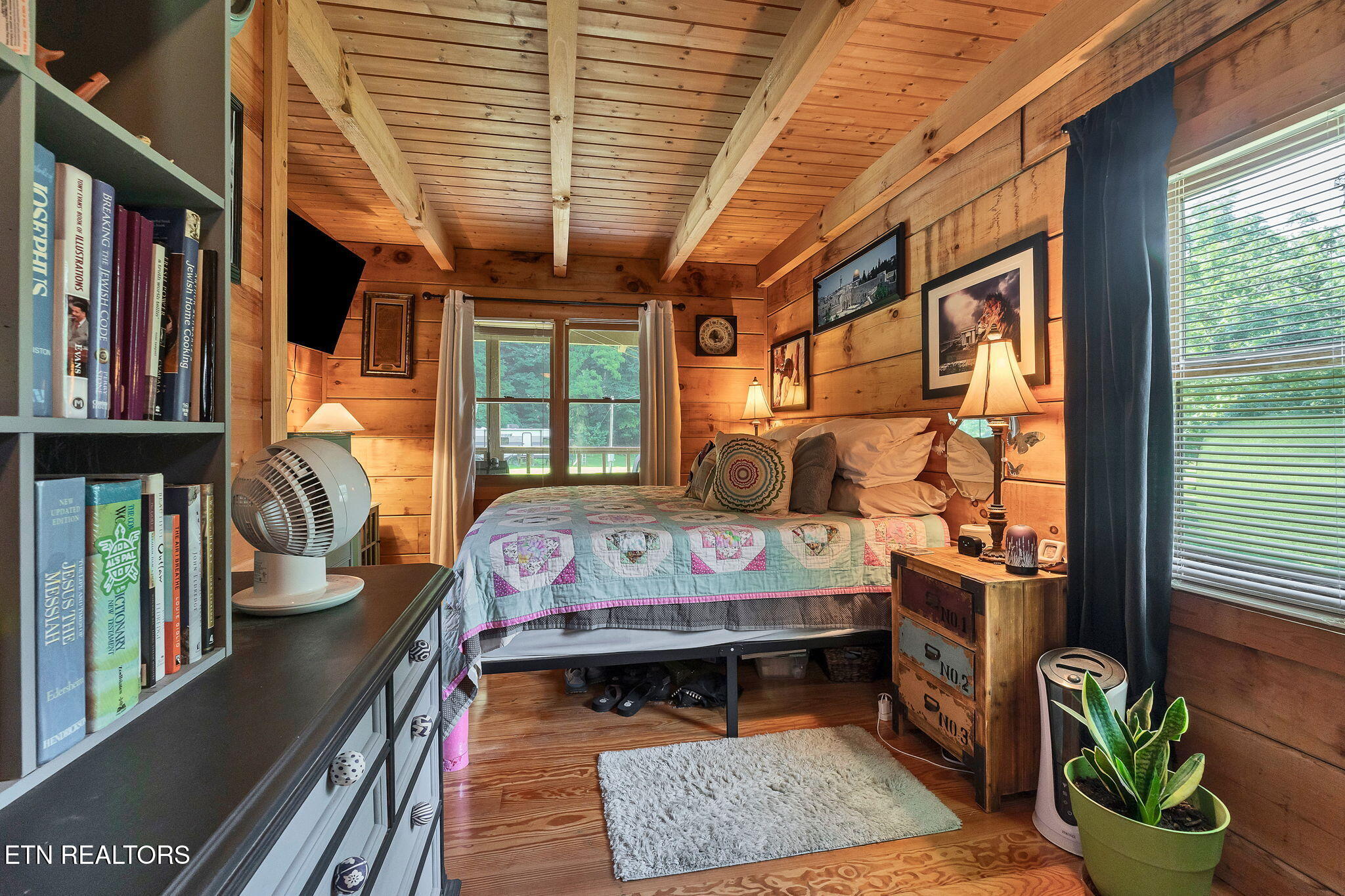 1484 Carrs Creek Road Townsend TN 37882