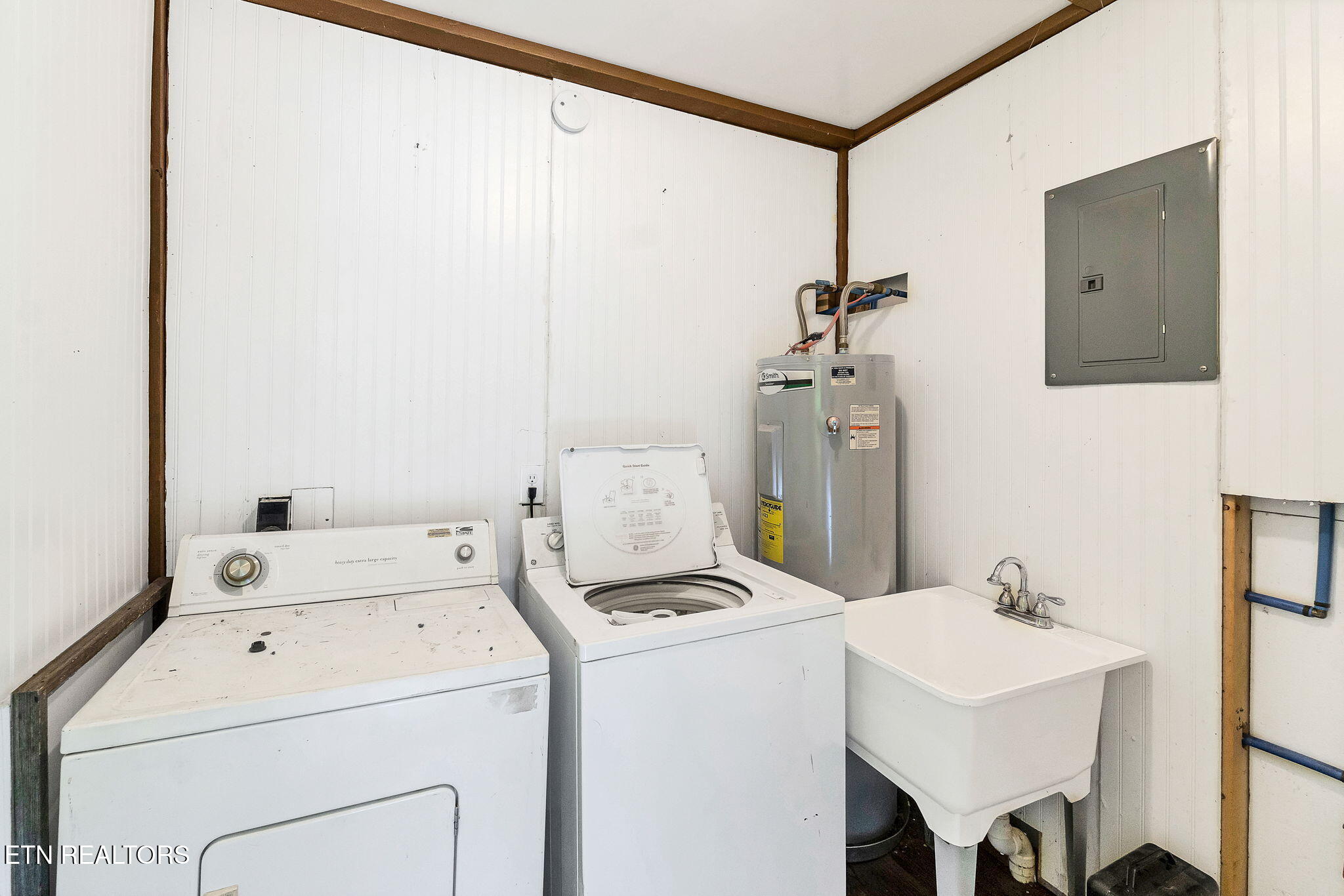 1484 Carrs Creek Road Townsend TN 37882