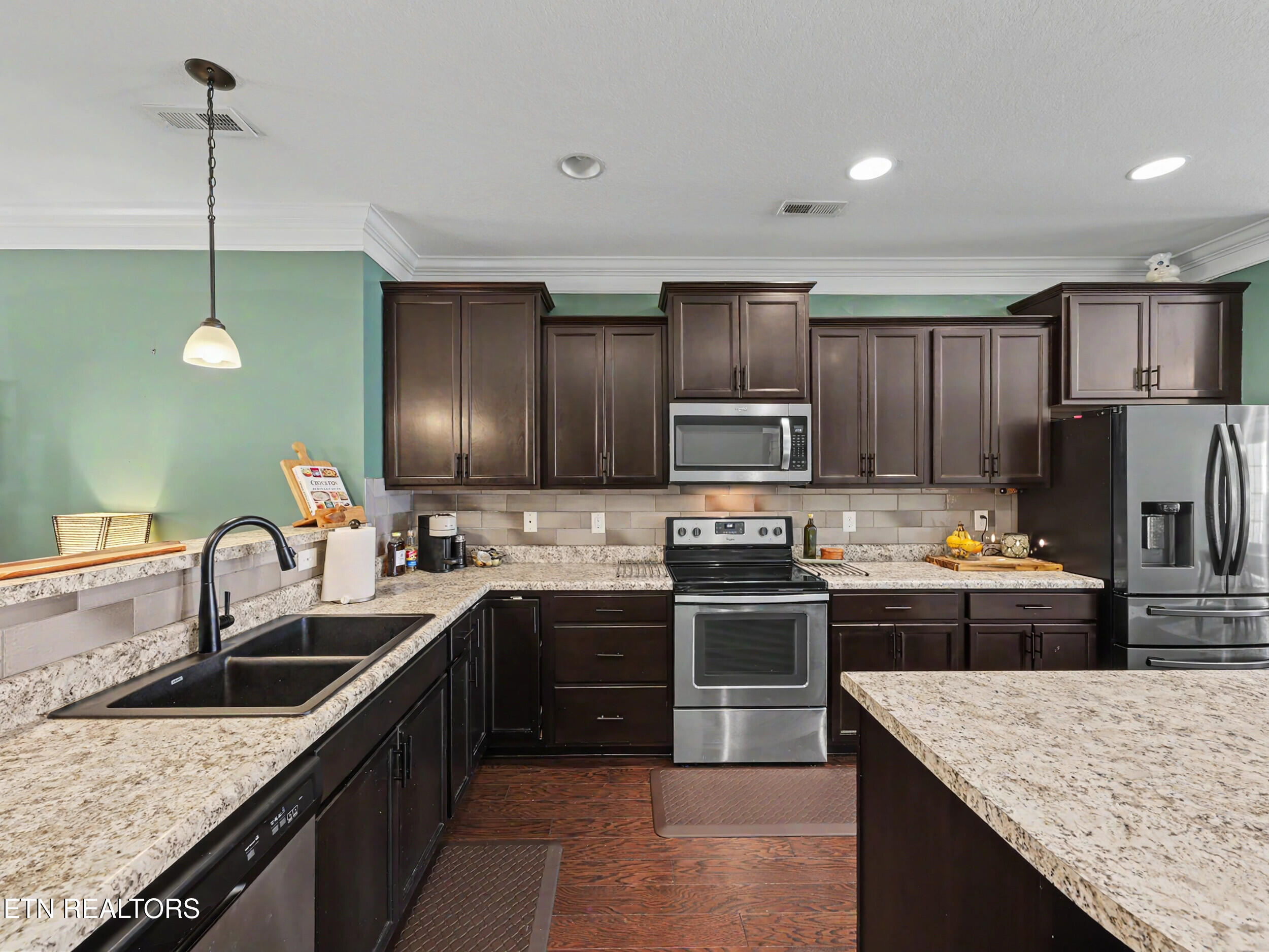 503 Broadberry Avenue Oak Ridge TN 37830