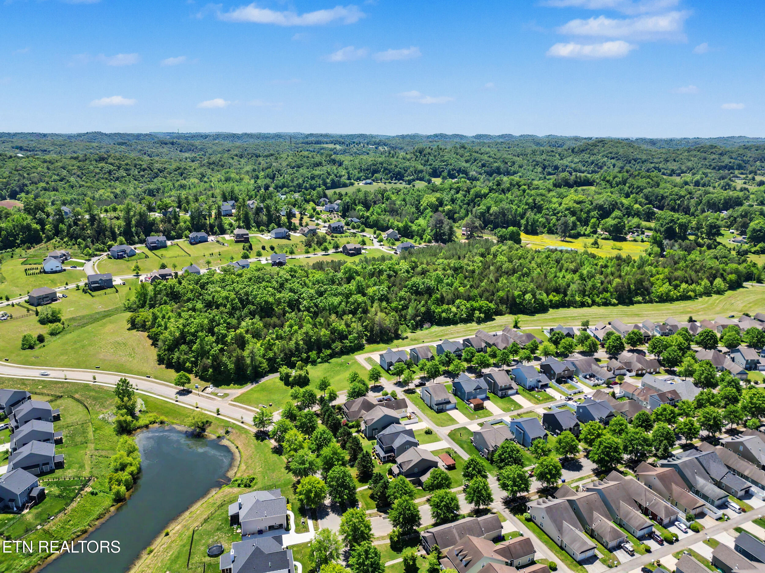 503 Broadberry Avenue Oak Ridge TN 37830
