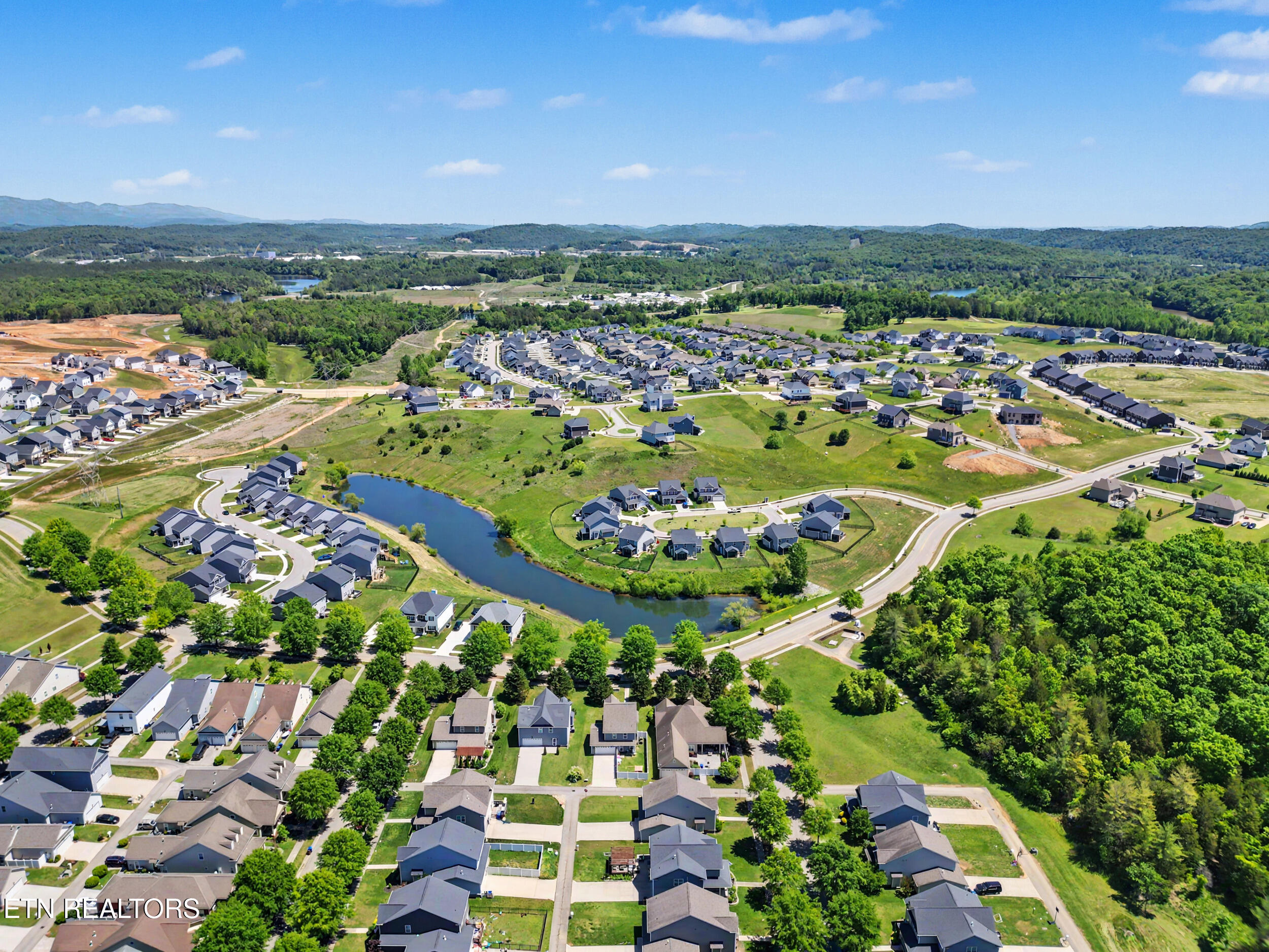 503 Broadberry Avenue Oak Ridge TN 37830