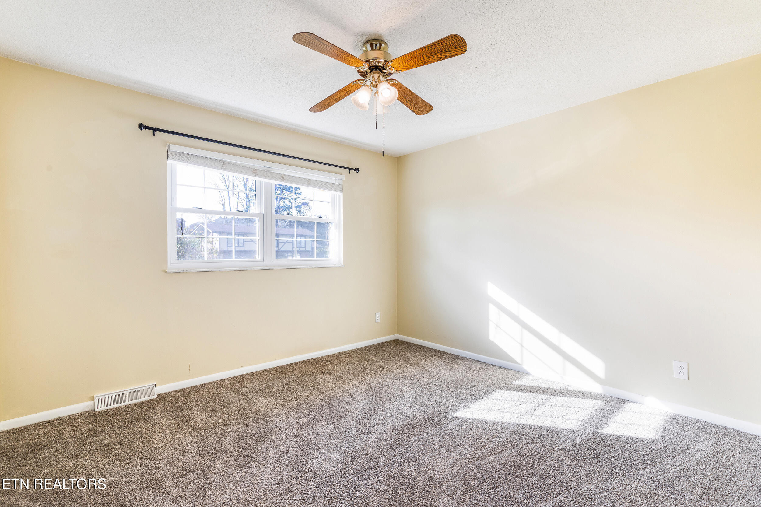 7552 Berkshire Boulevard Powell TN 37849