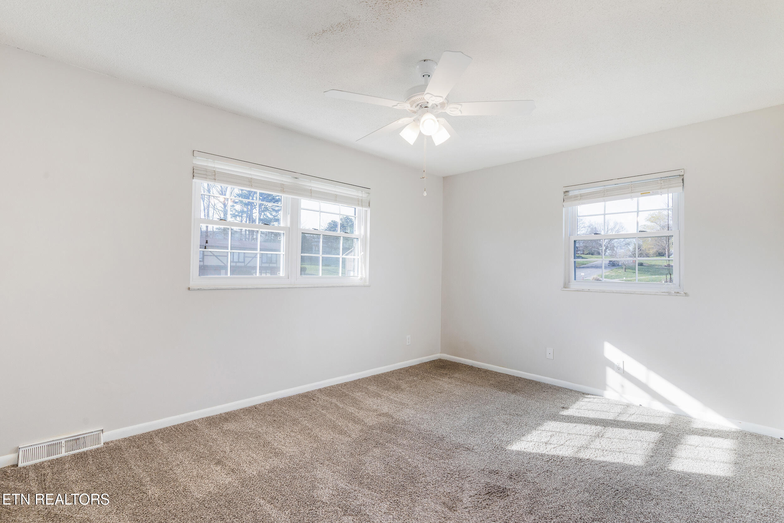 7552 Berkshire Boulevard Powell TN 37849