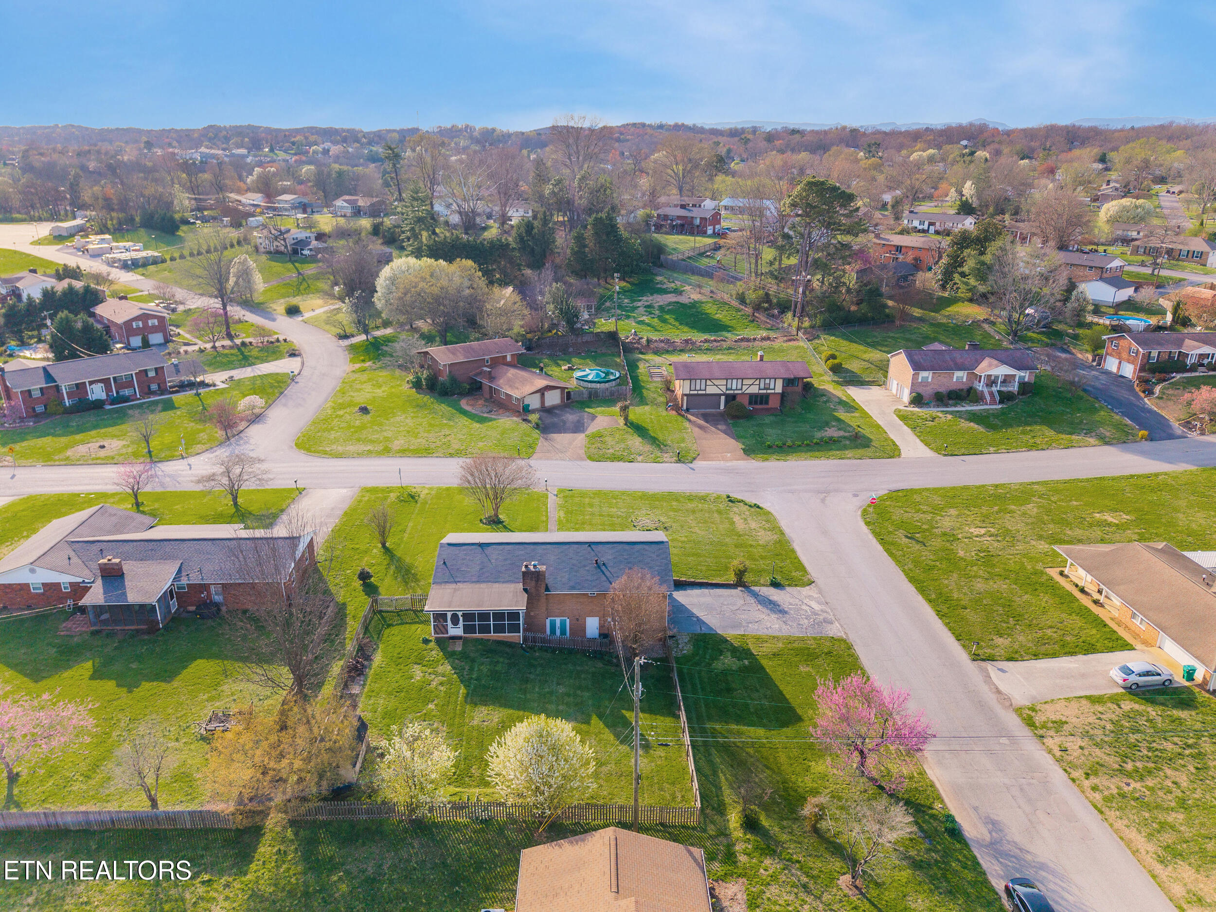 7552 Berkshire Boulevard Powell TN 37849