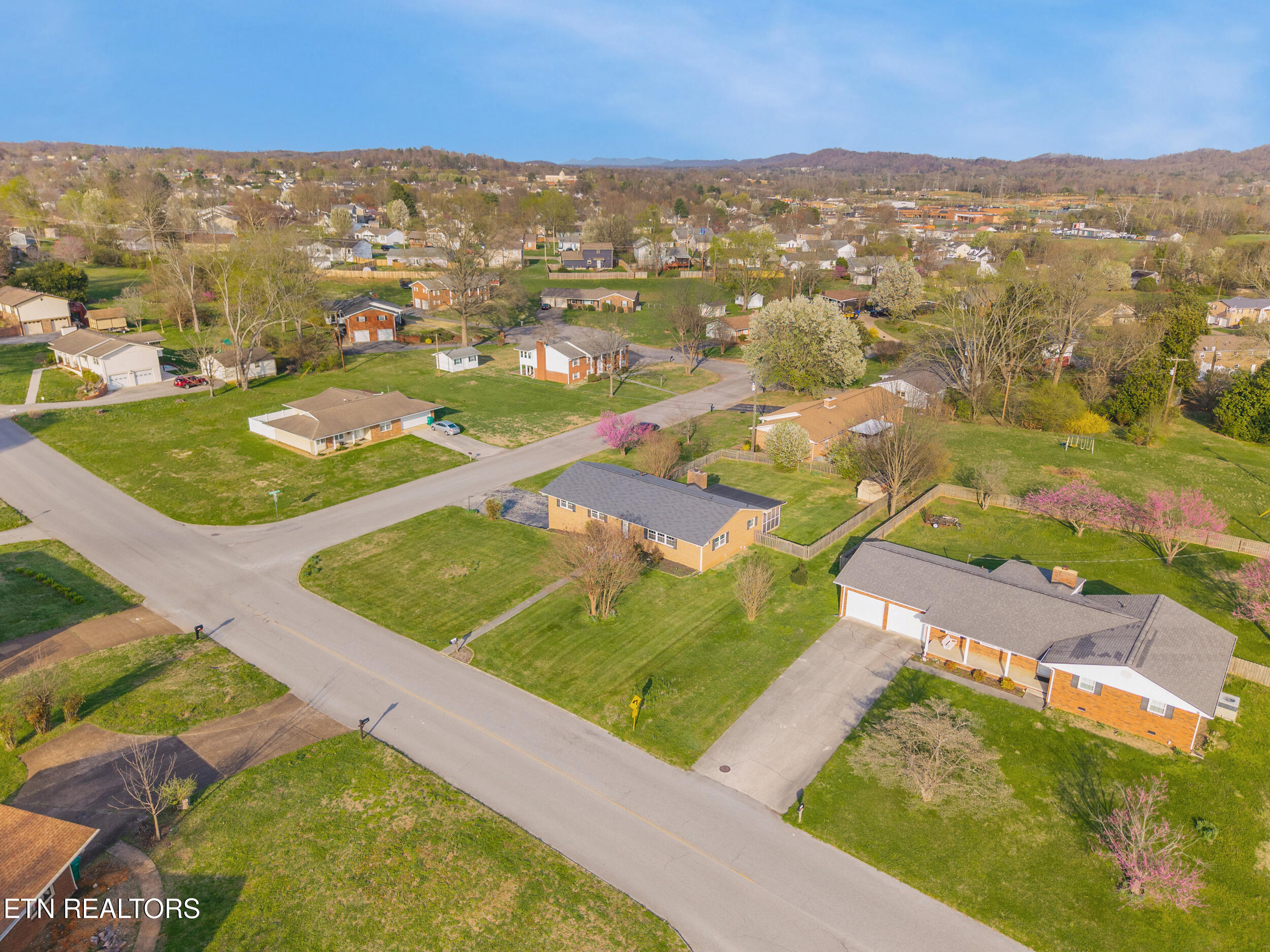 7552 Berkshire Boulevard Powell TN 37849