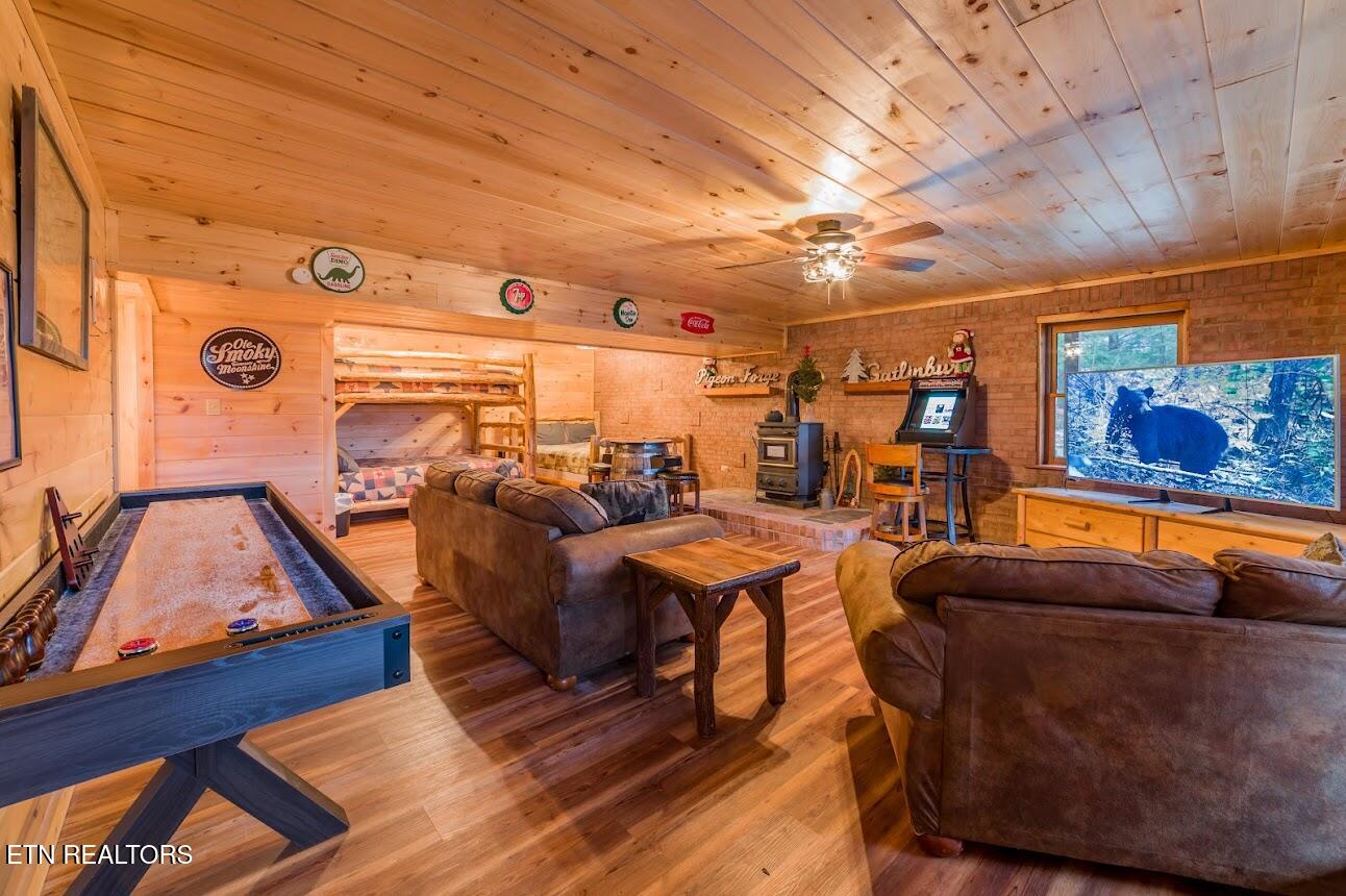 3919 Ole Smoky Way Sevierville TN 37862