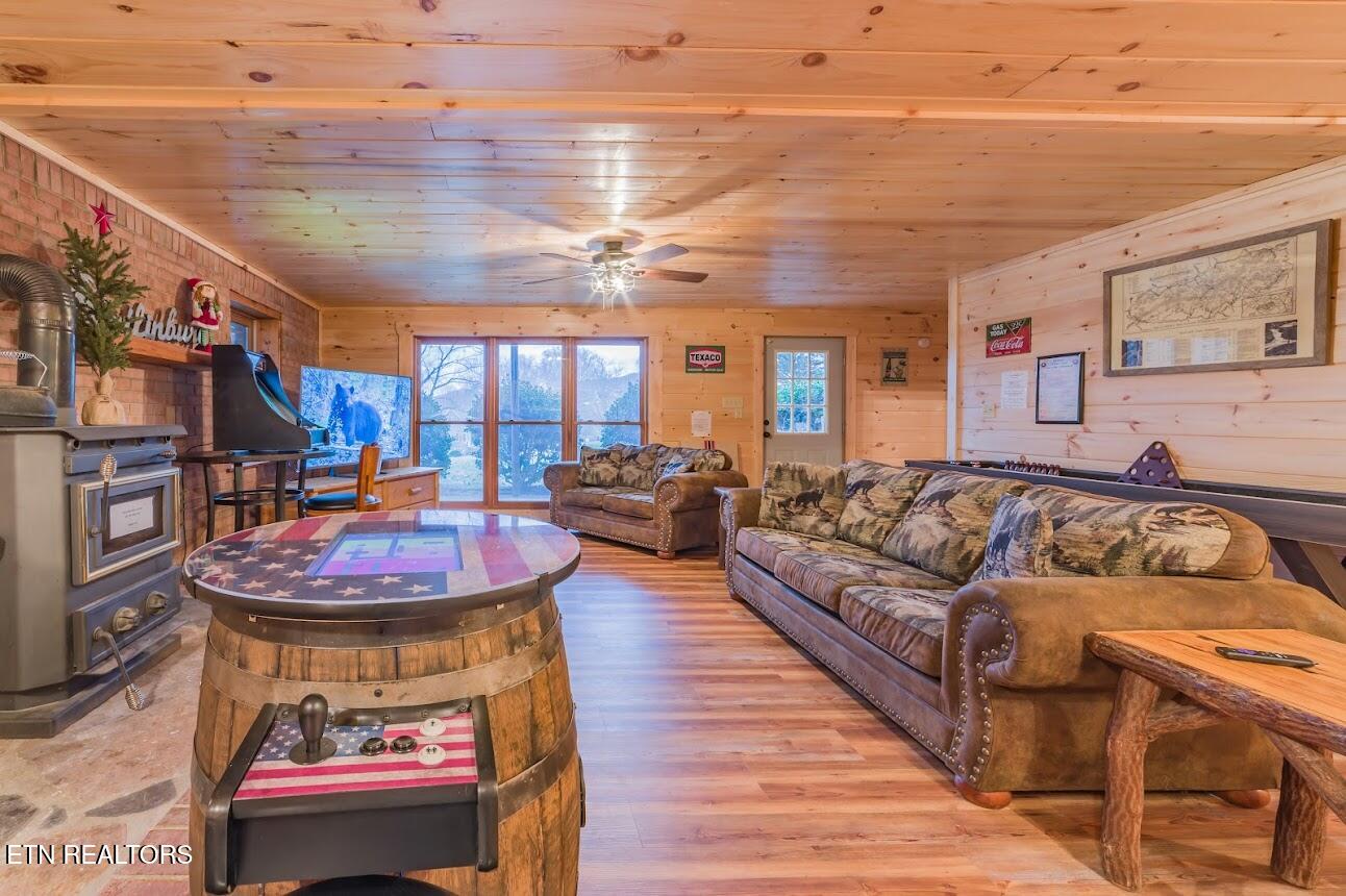 3919 Ole Smoky Way Sevierville TN 37862