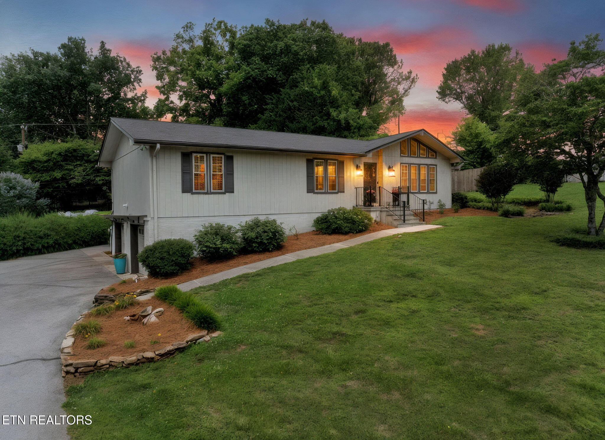 1229 Southbreeze Circle Knoxville TN 37919