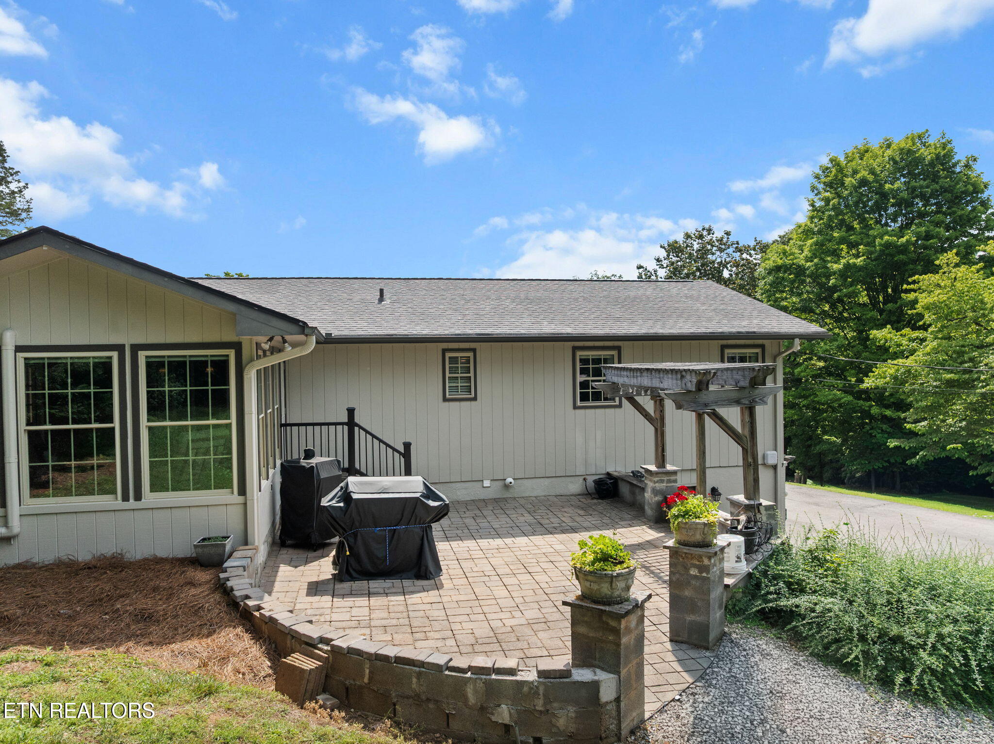 1229 Southbreeze Circle Knoxville TN 37919
