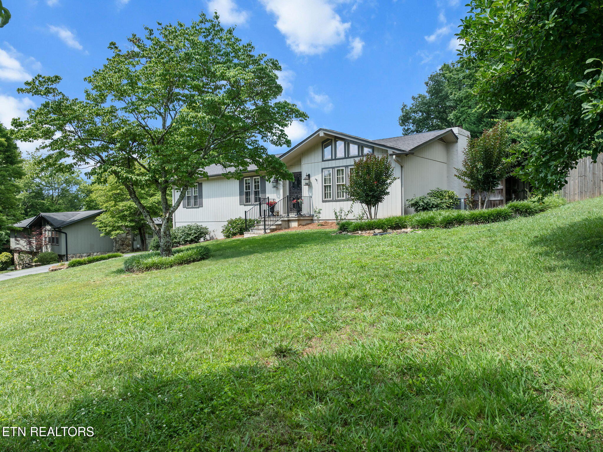 1229 Southbreeze Circle Knoxville TN 37919