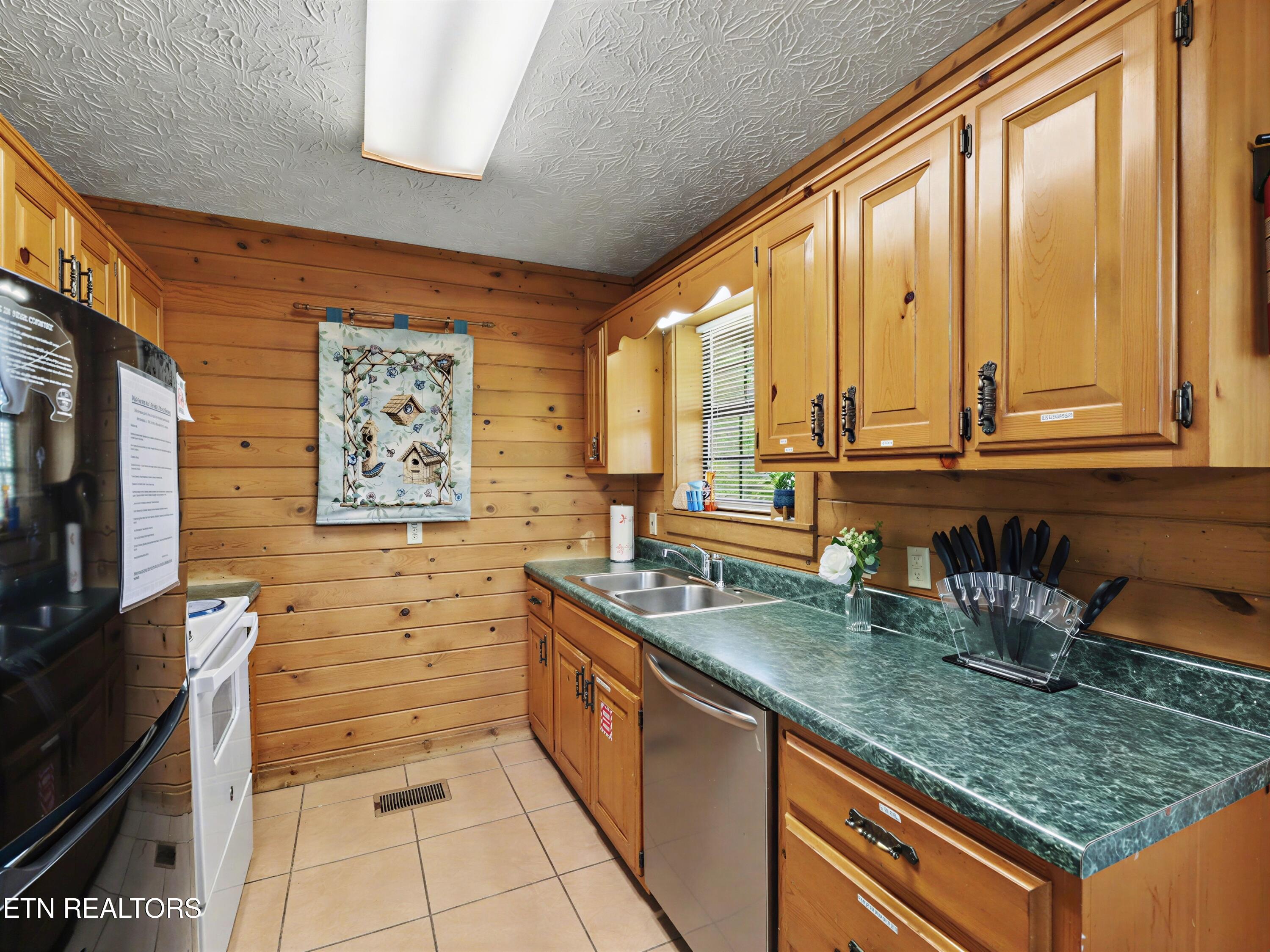 3421 Shelnutt Way Sevierville TN 37862