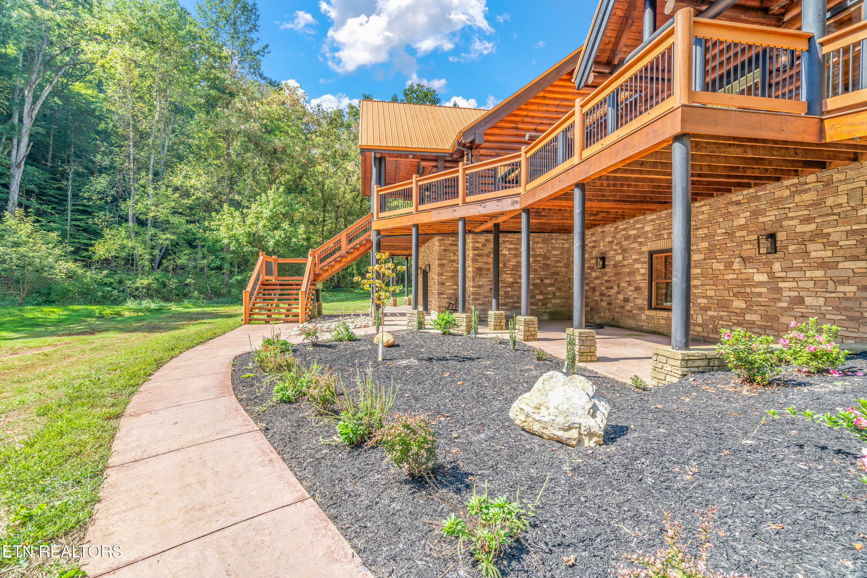 1035 Porterfield Gap Road Seymour TN 37865