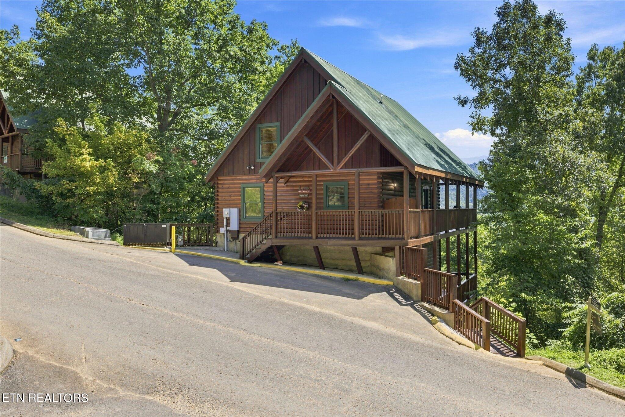 4626 Nottingham Heights Way Pigeon Forge TN 37863