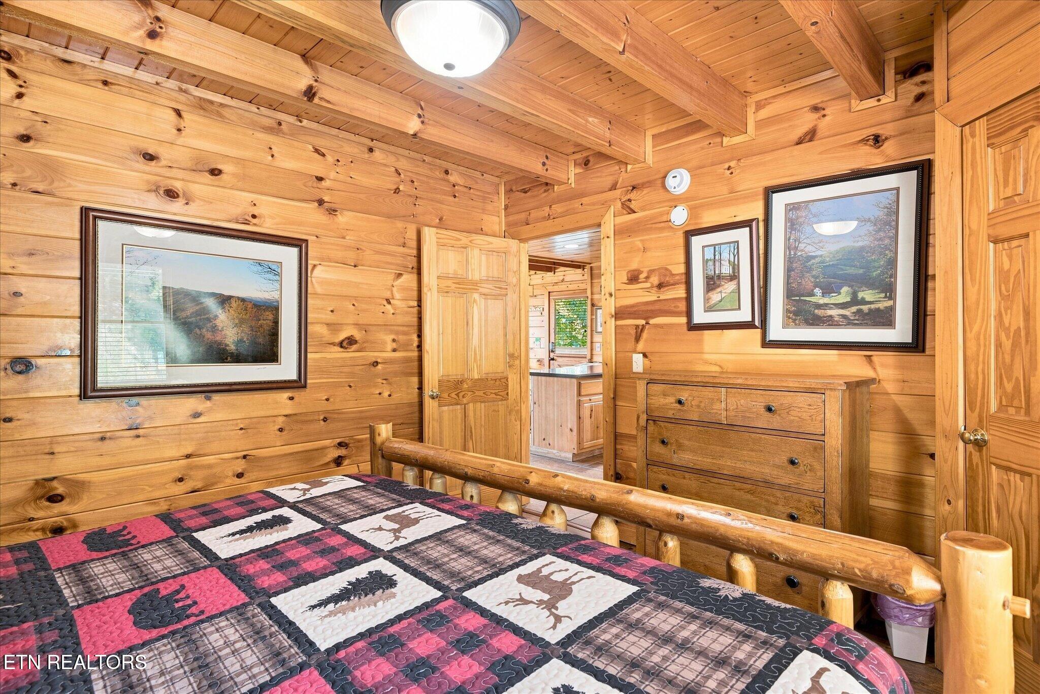 4626 Nottingham Heights Way Pigeon Forge TN 37863