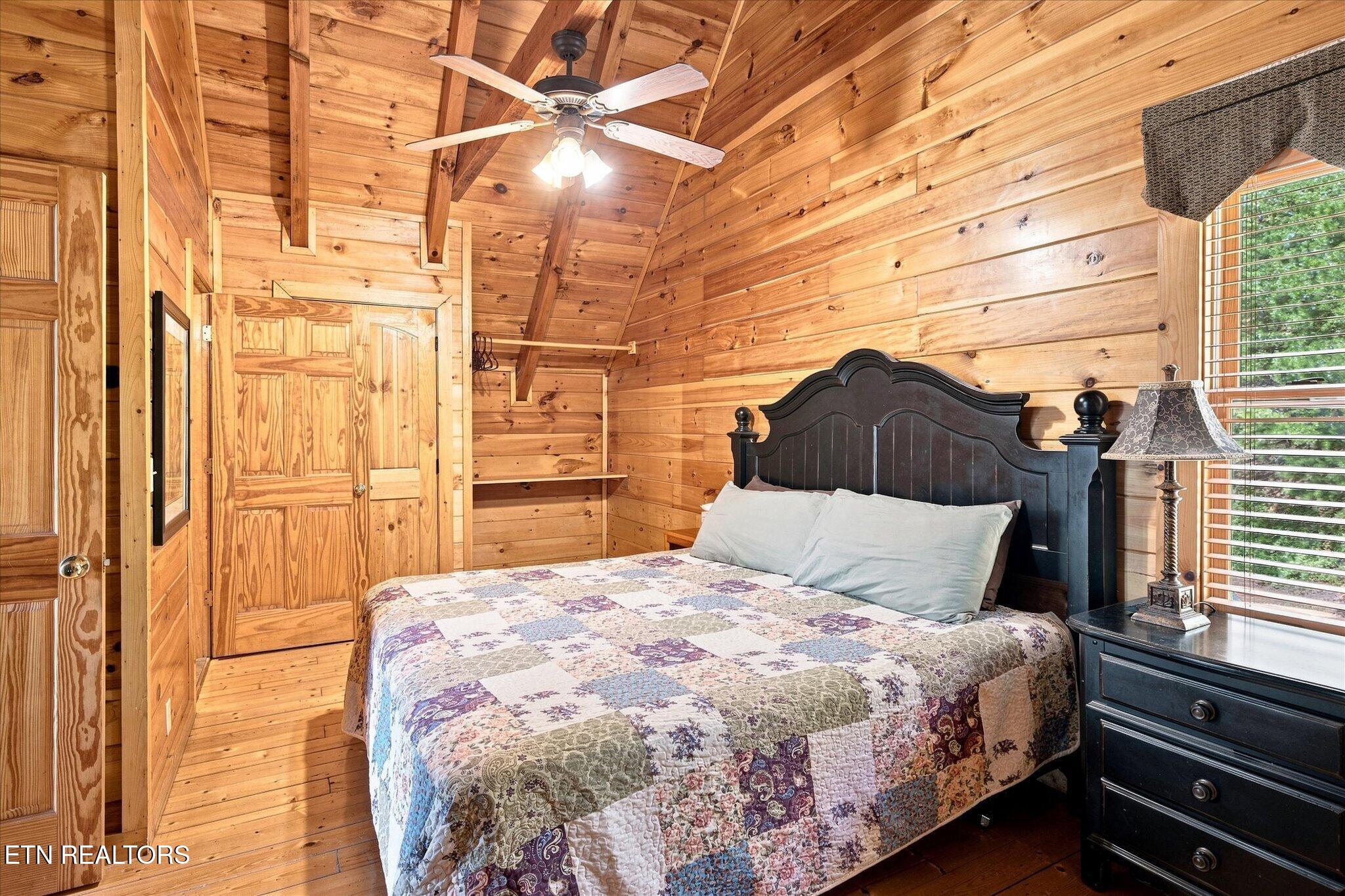 4626 Nottingham Heights Way Pigeon Forge TN 37863