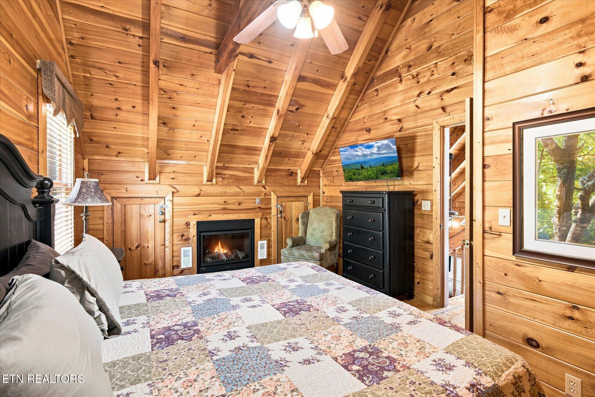 4626 Nottingham Heights Way Pigeon Forge TN 37863
