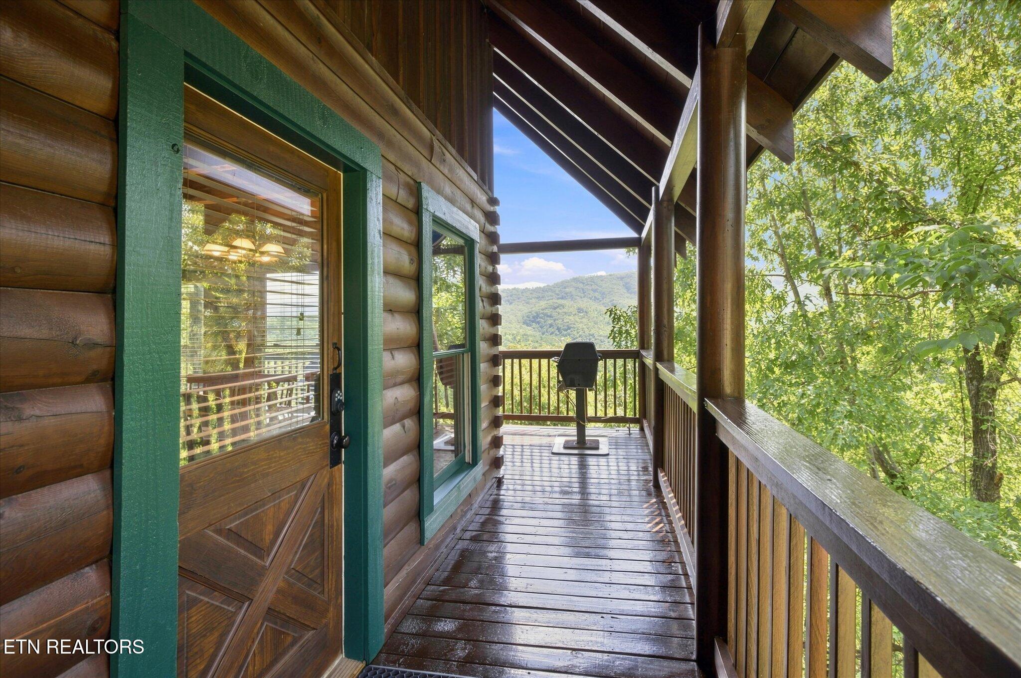 4626 Nottingham Heights Way Pigeon Forge TN 37863