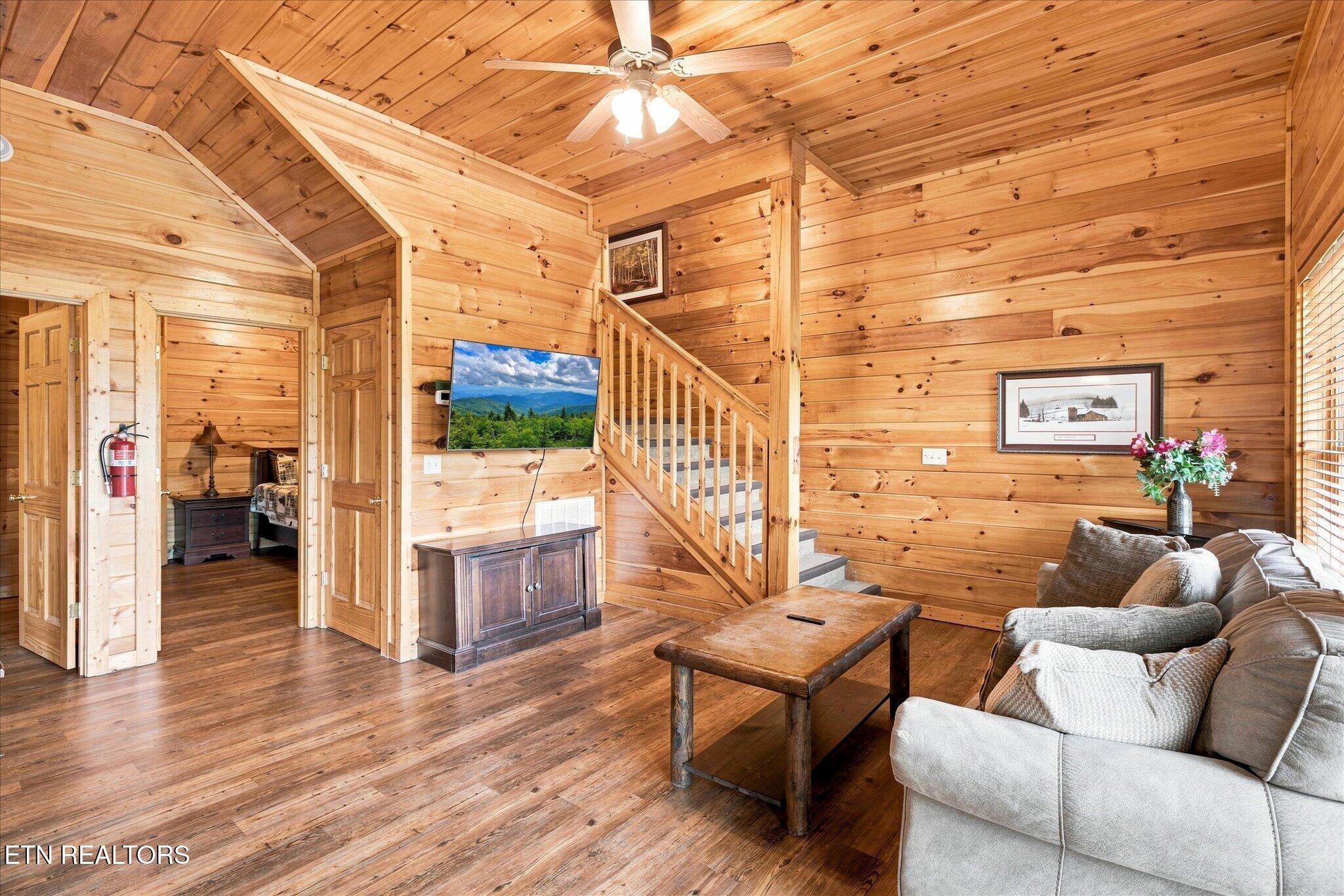 4626 Nottingham Heights Way Pigeon Forge TN 37863