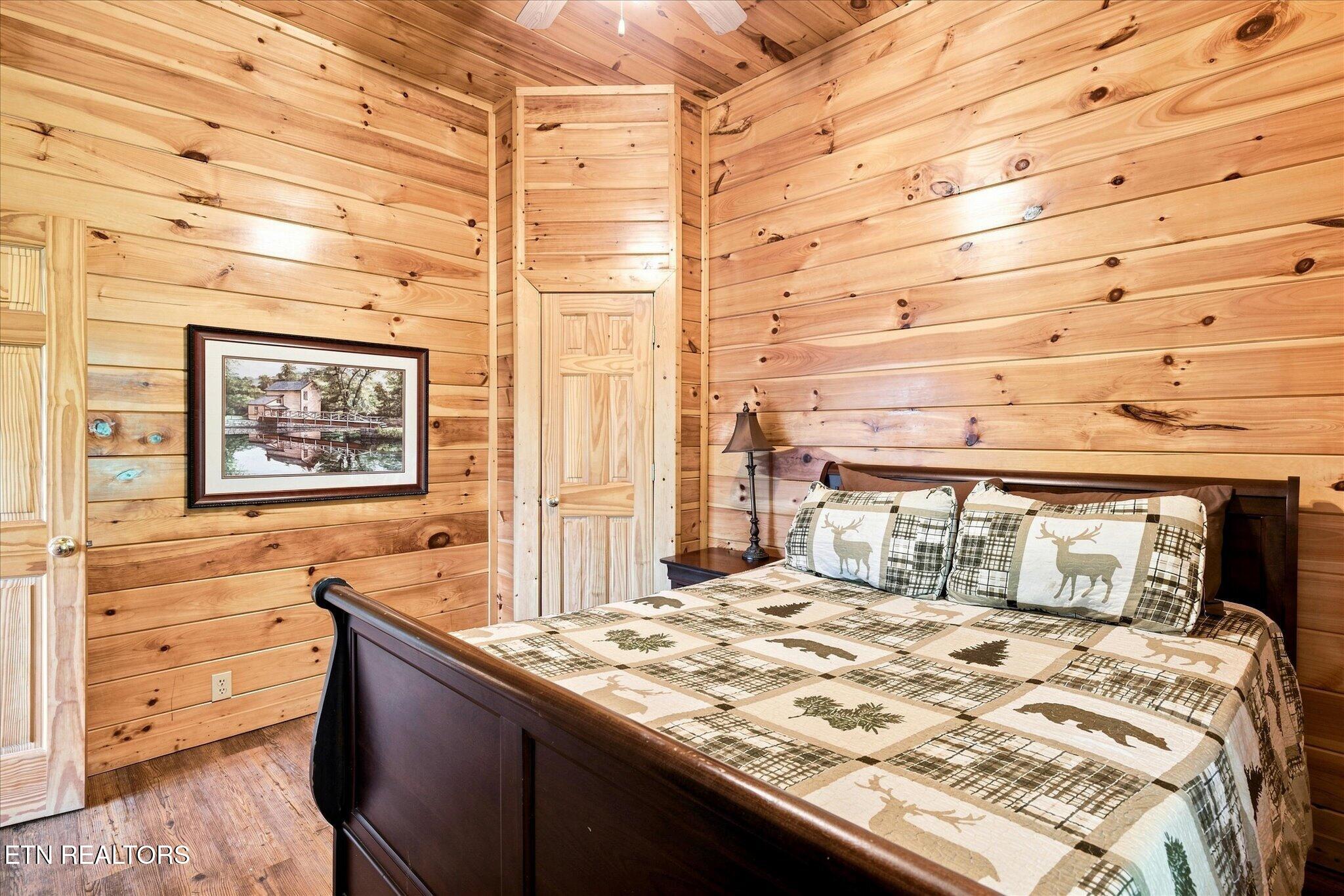 4626 Nottingham Heights Way Pigeon Forge TN 37863