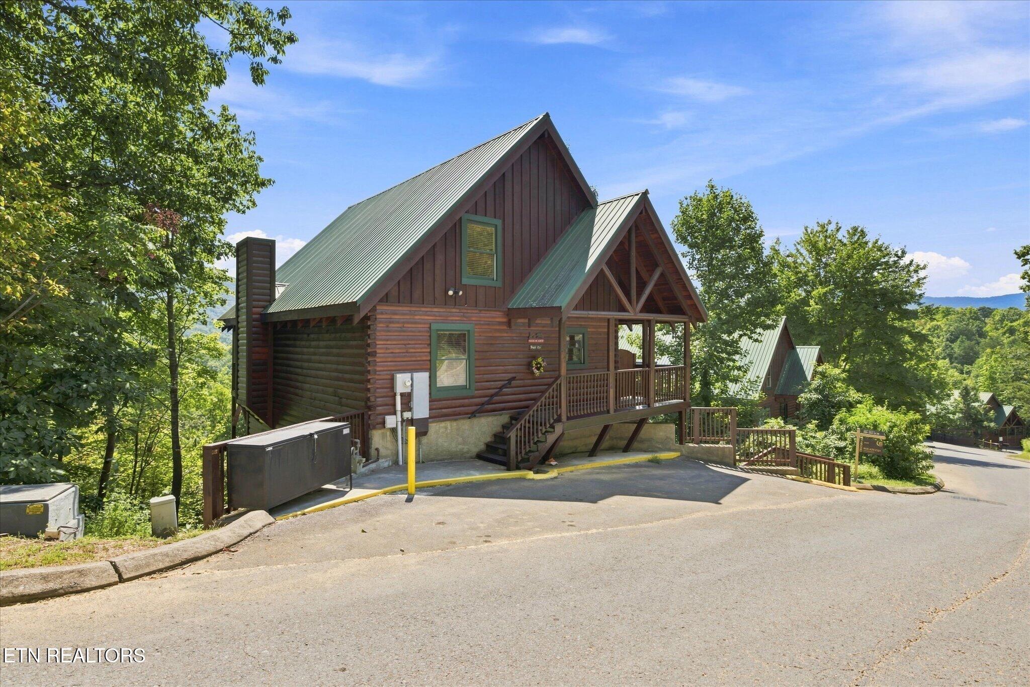 4626 Nottingham Heights Way Pigeon Forge TN 37863