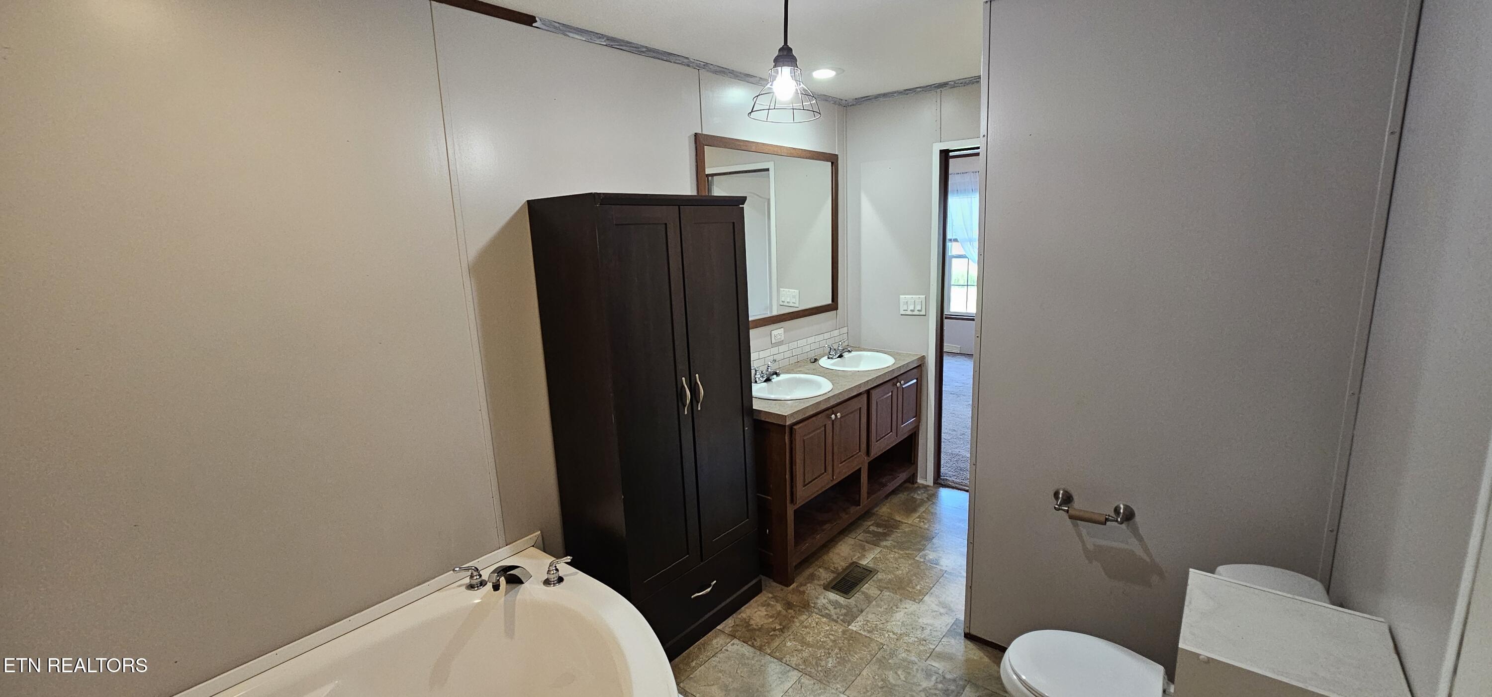 1438 Reed Bull Road New Market TN 37820