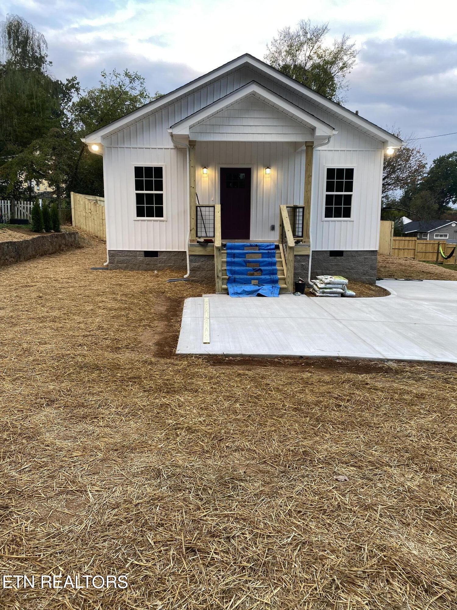 2815 Maxwell Street Knoxville TN 37917