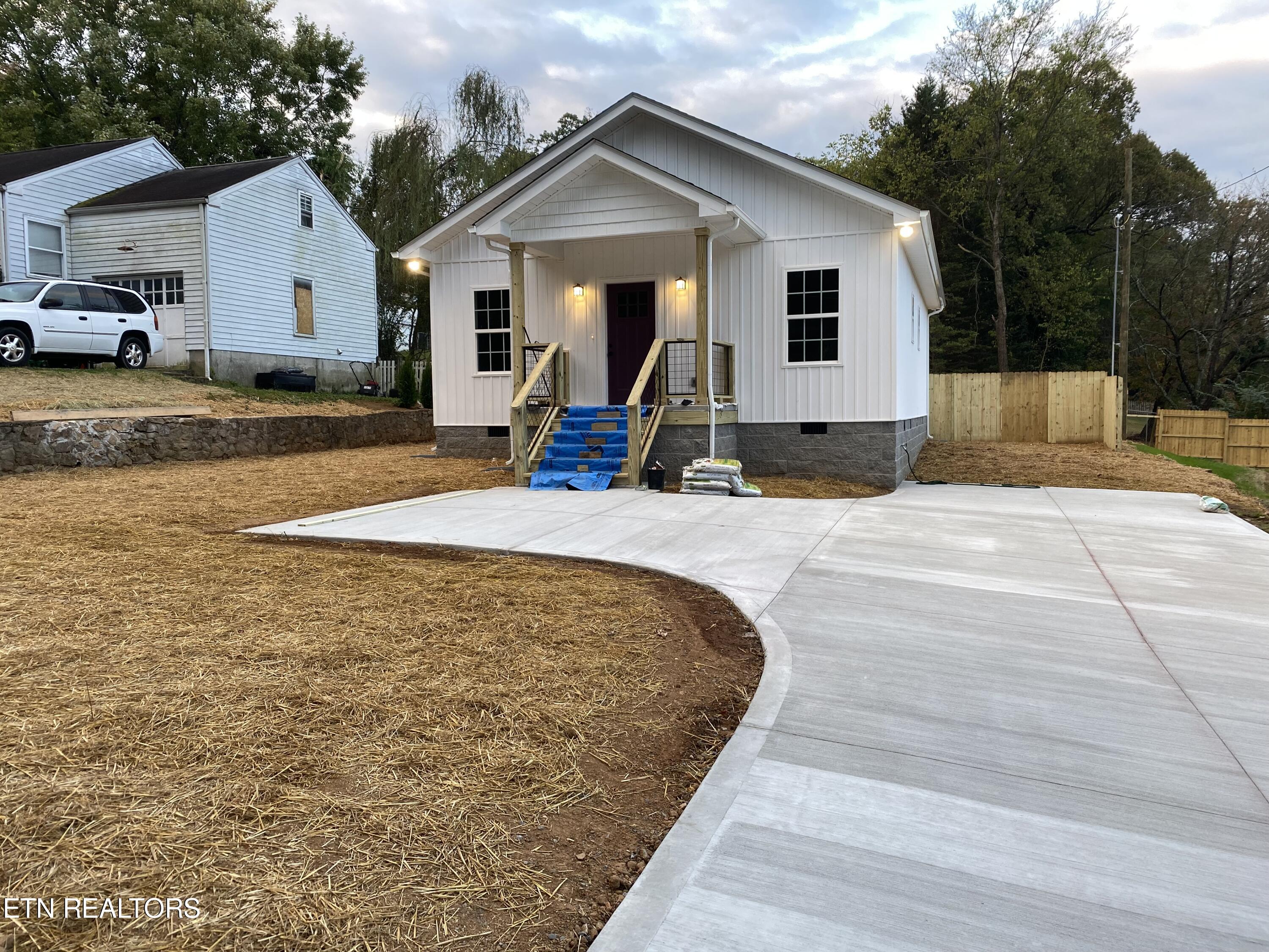2815 Maxwell Street Knoxville TN 37917
