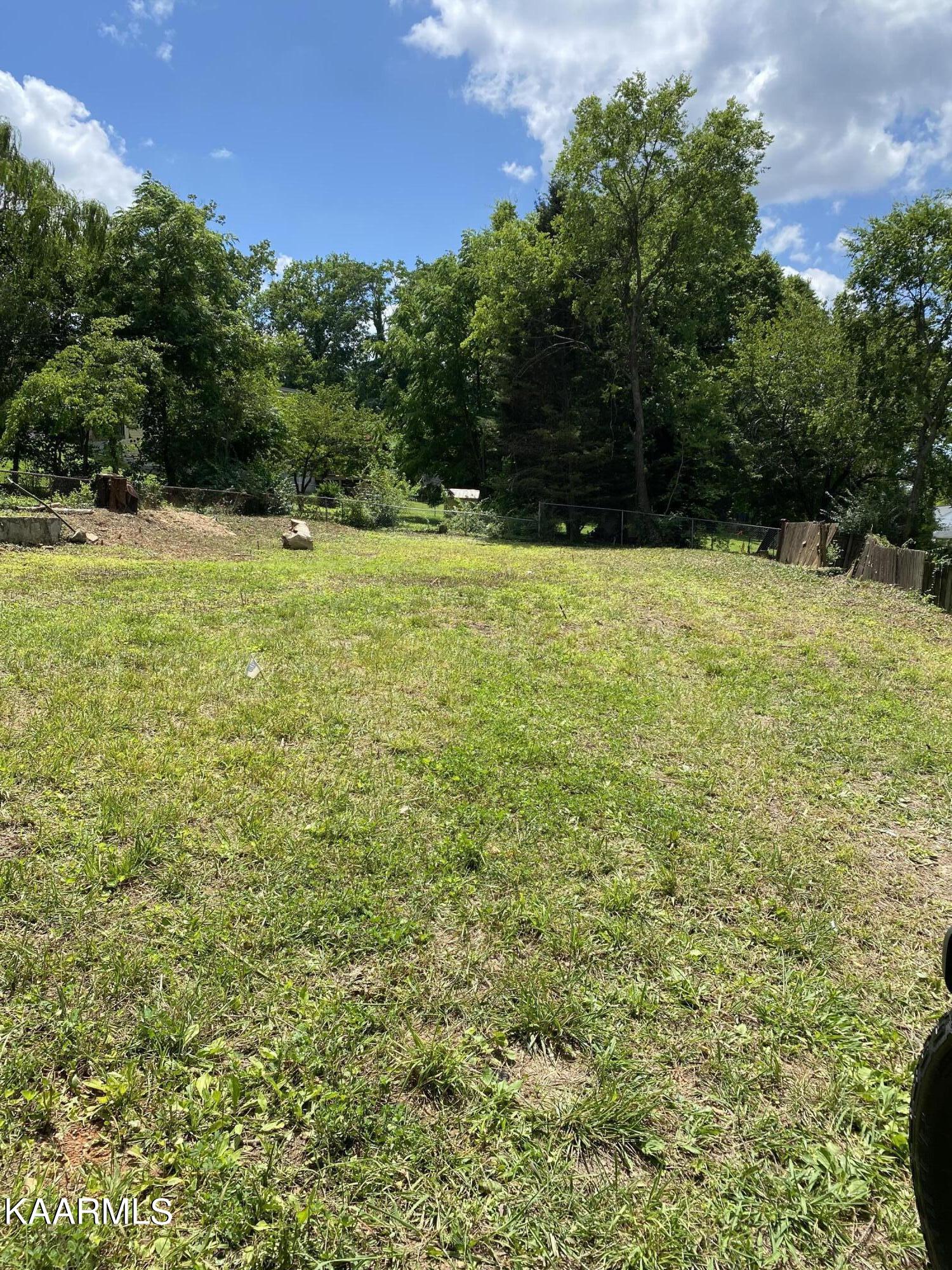 2815 Maxwell Street Knoxville TN 37917