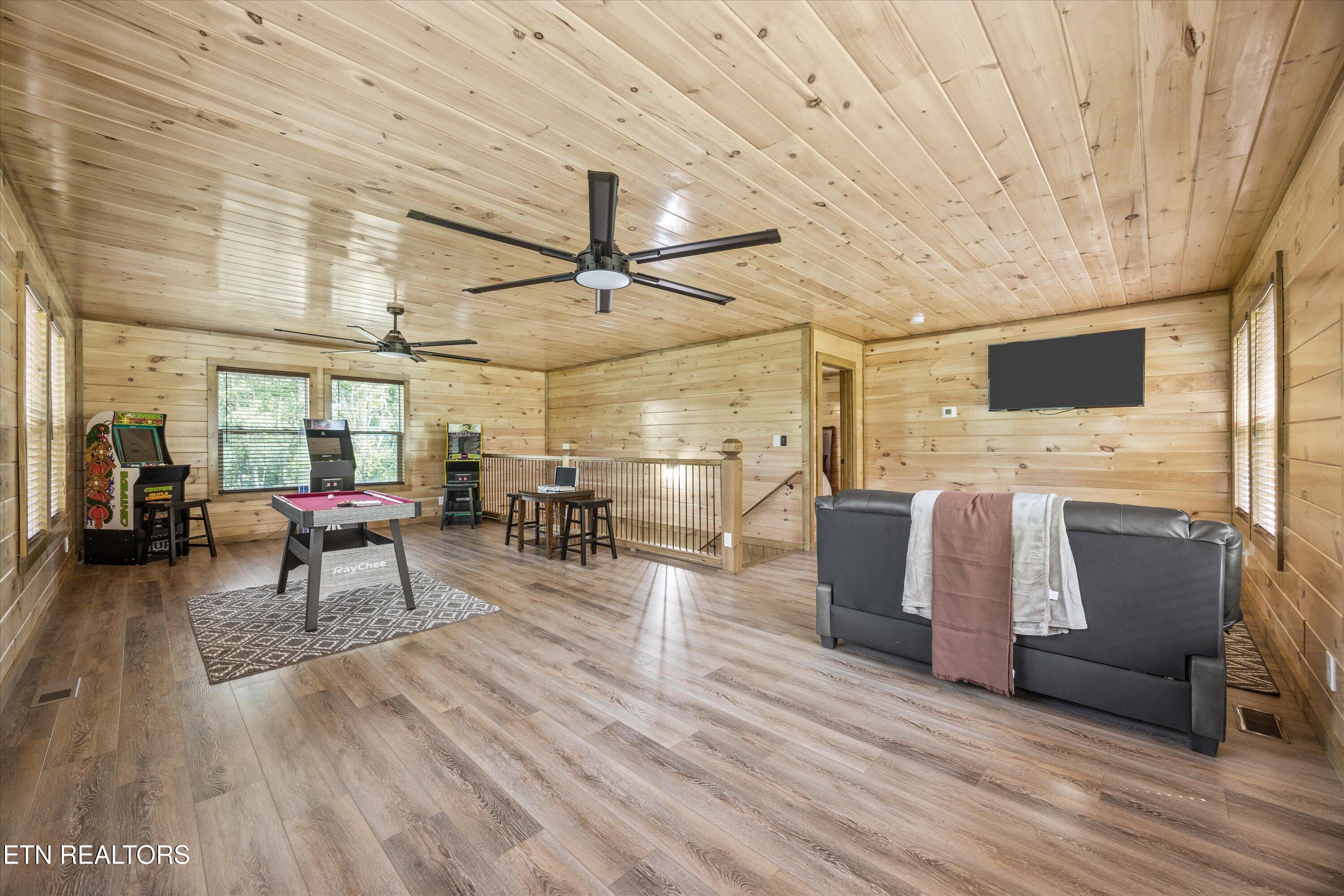 3194 Emerald Springs Loop Sevierville TN 37862