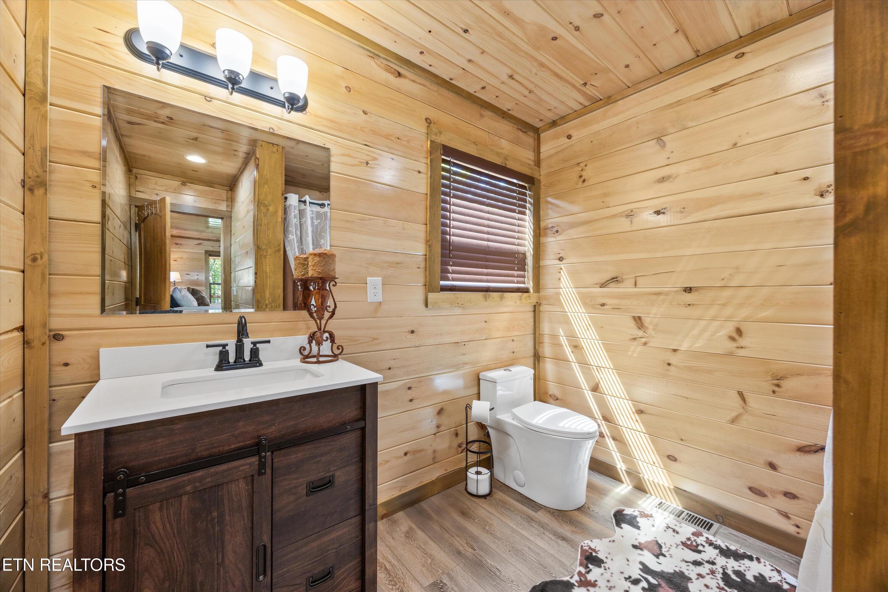 3194 Emerald Springs Loop Sevierville TN 37862
