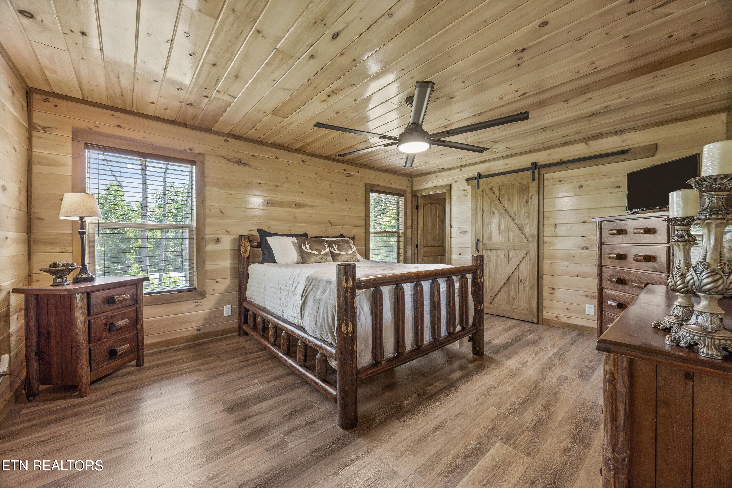 3194 Emerald Springs Loop Sevierville TN 37862