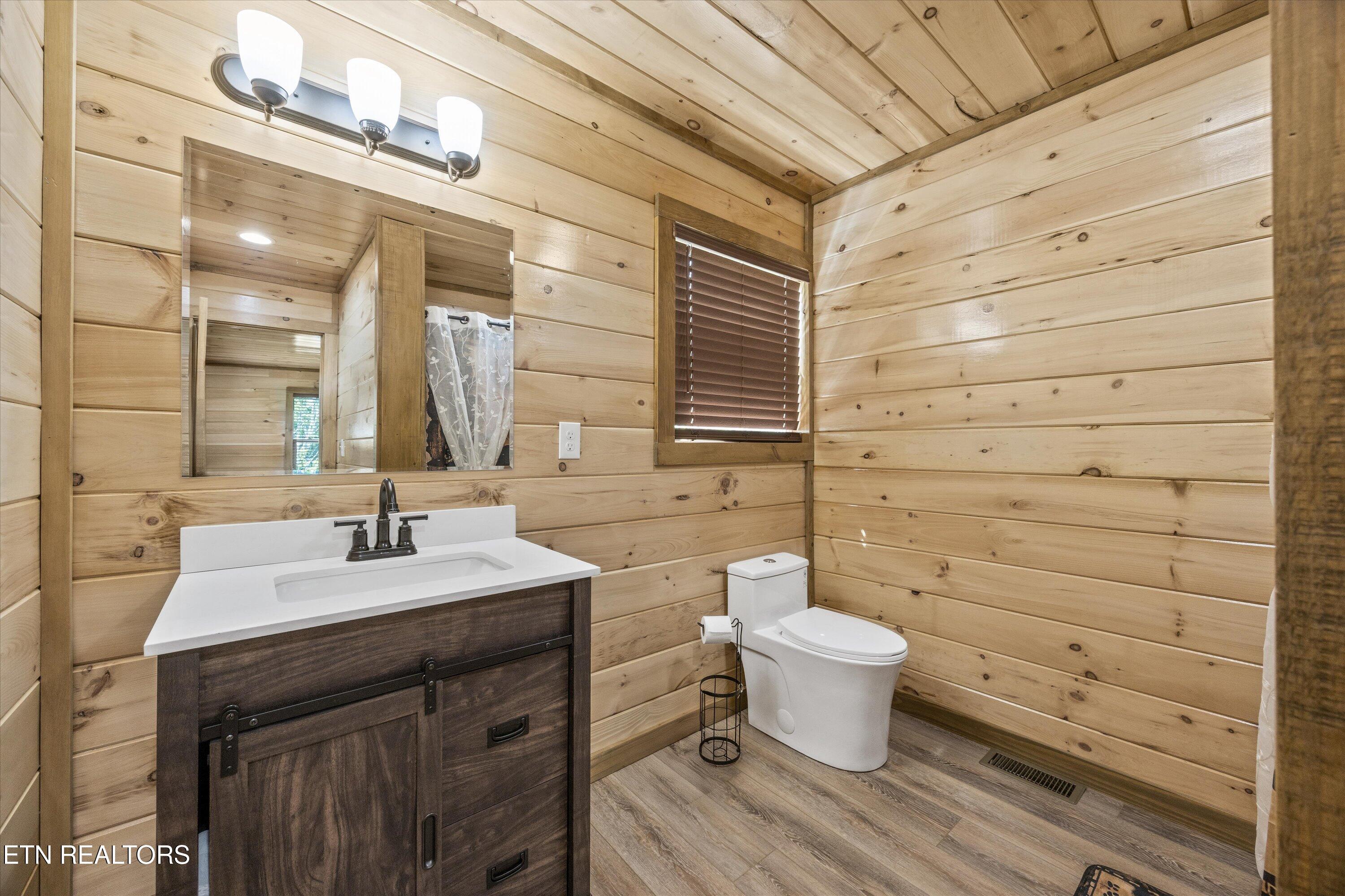 3194 Emerald Springs Loop Sevierville TN 37862