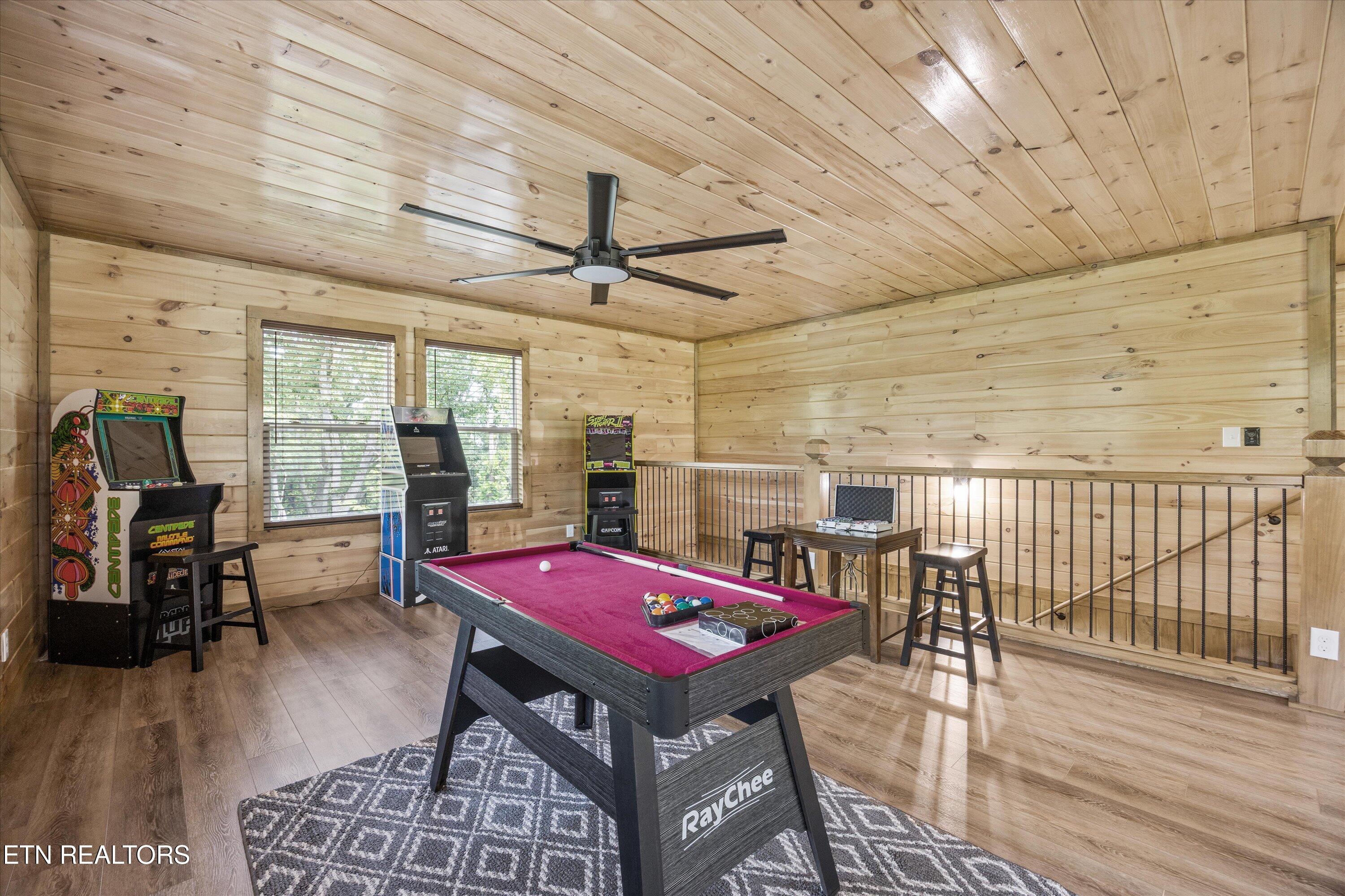 3194 Emerald Springs Loop Sevierville TN 37862