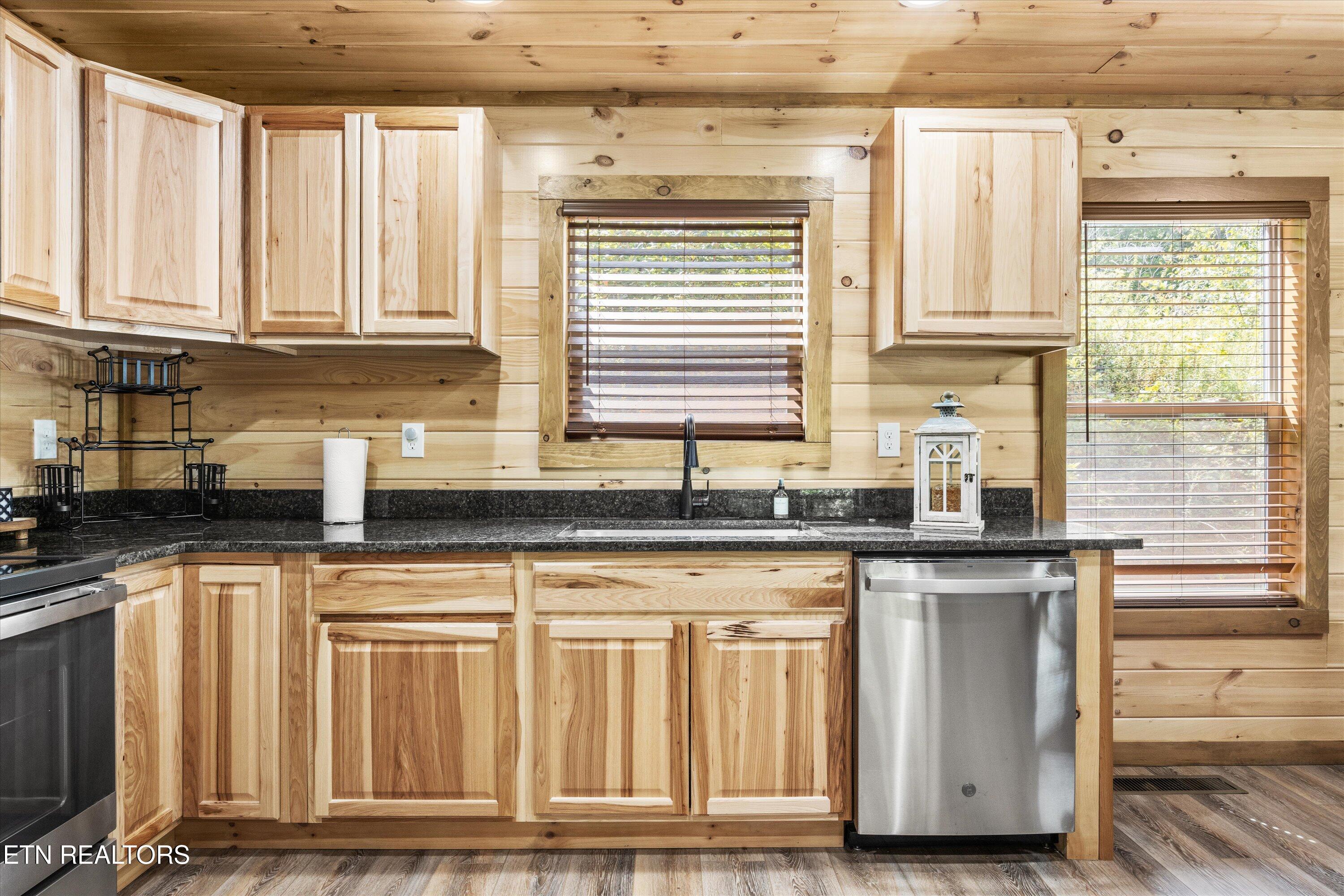 3194 Emerald Springs Loop Sevierville TN 37862