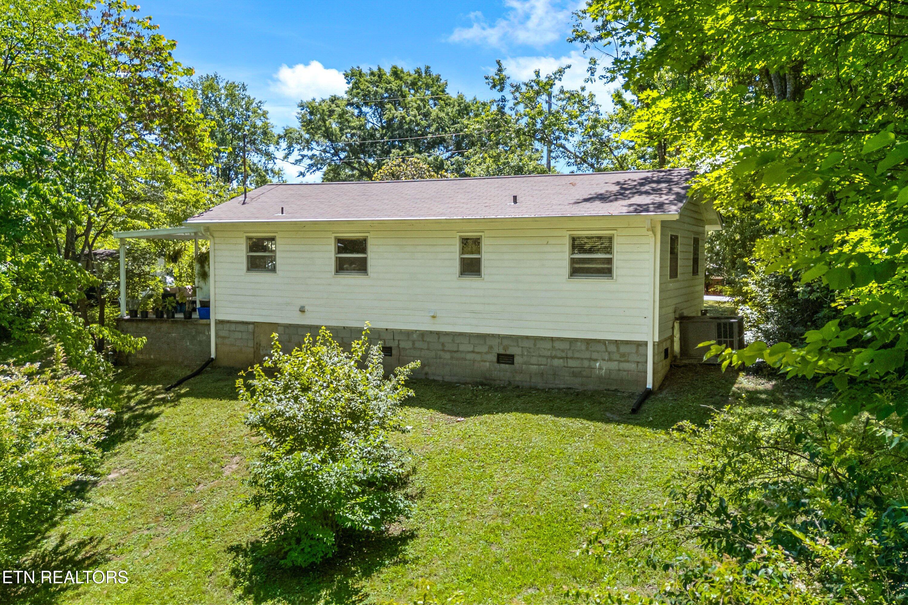 103 Loyola Lane Oak Ridge TN 37830
