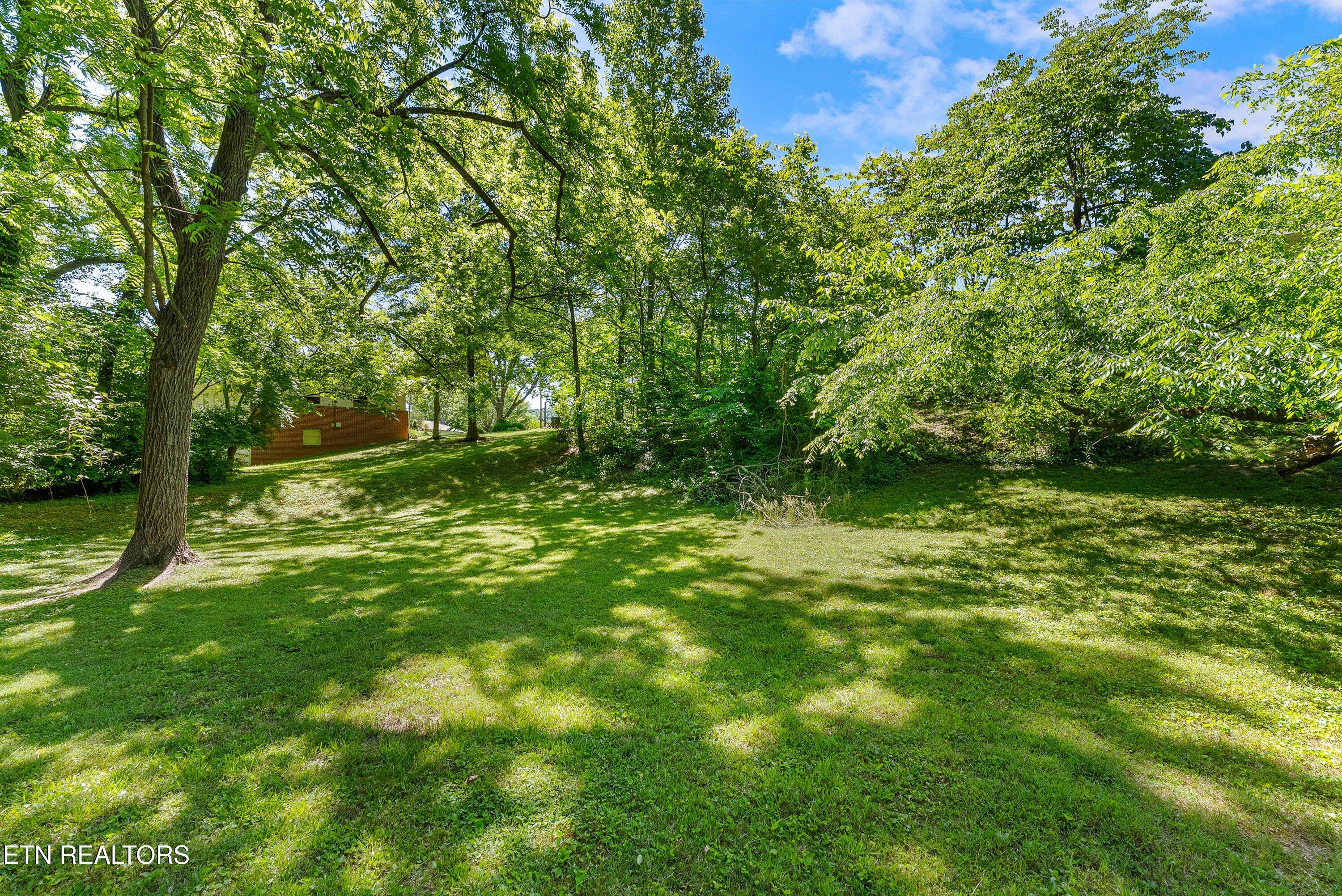 103 Loyola Lane Oak Ridge TN 37830