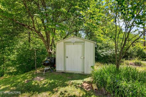 103 Loyola Lane Oak Ridge TN 37830