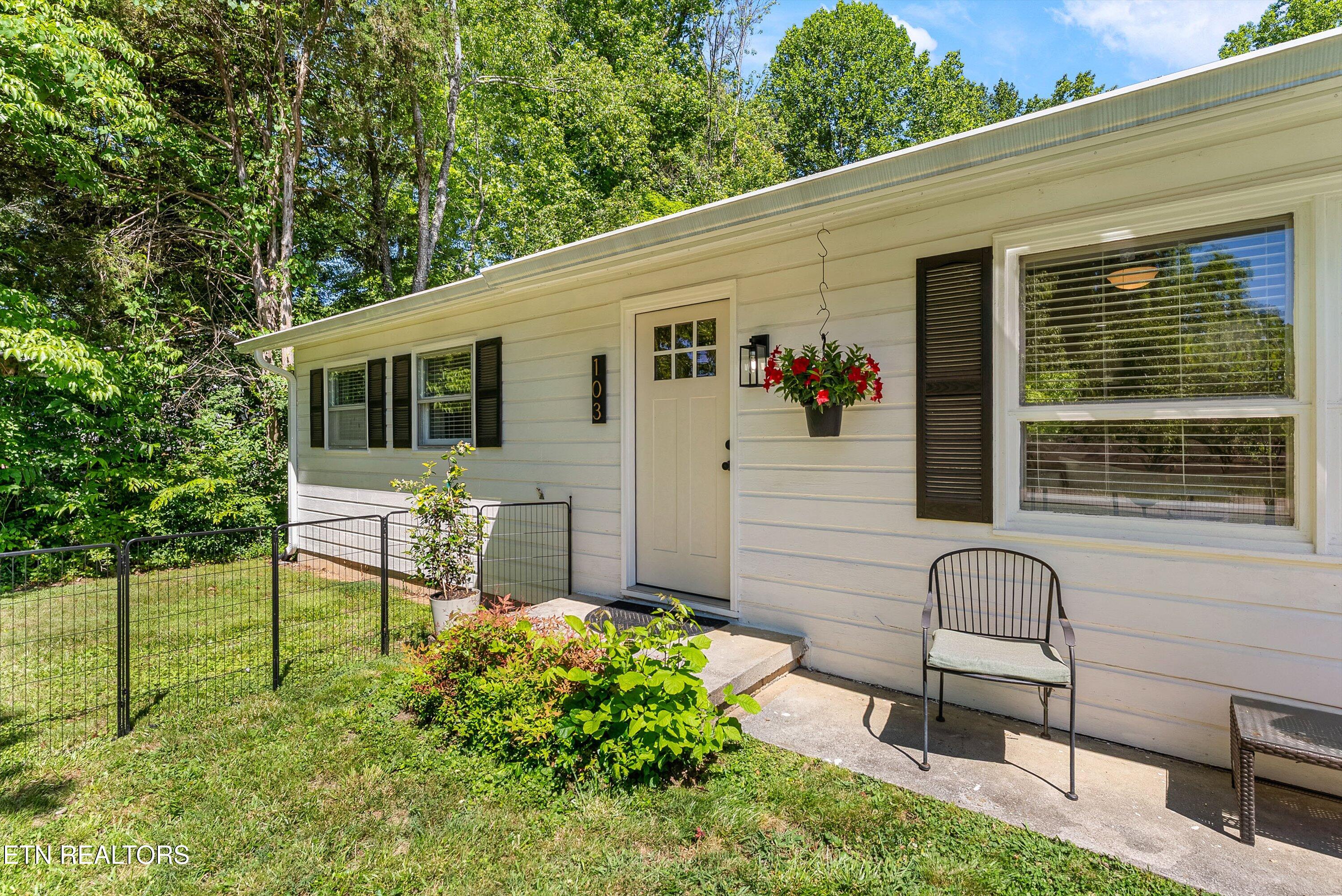 103 Loyola Lane Oak Ridge TN 37830